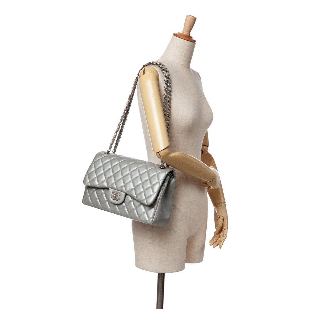 Chanel Jumbo Classic Lambskin Double Flap