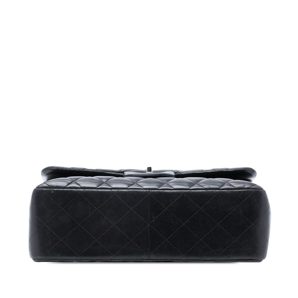 Chanel Jumbo Classic Lambskin Double Flap