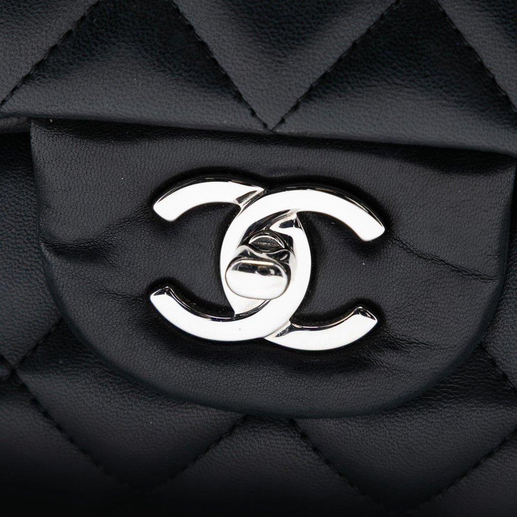 Chanel Jumbo Classic Lambskin Double Flap