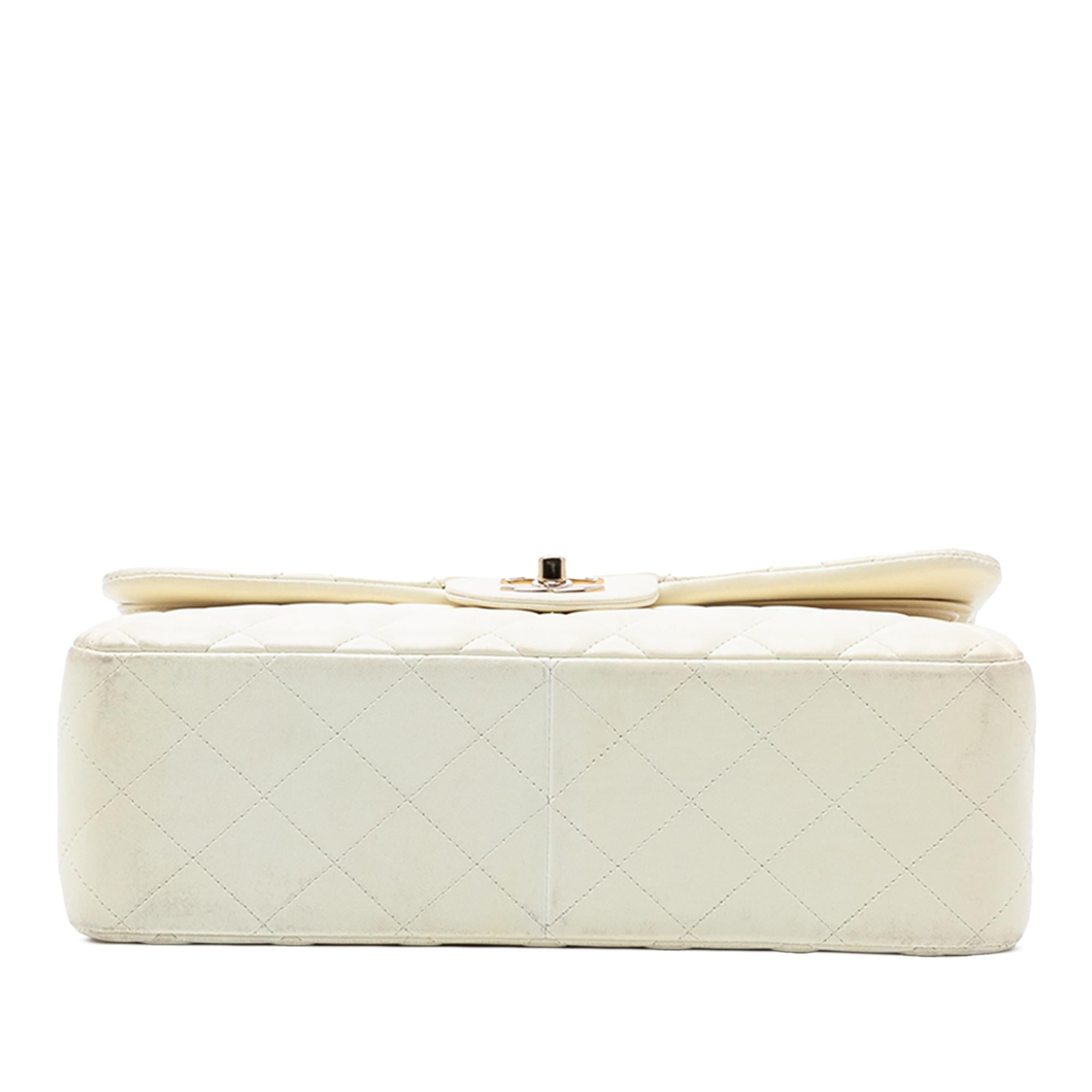 Chanel Jumbo Classic Lambskin Double Flap