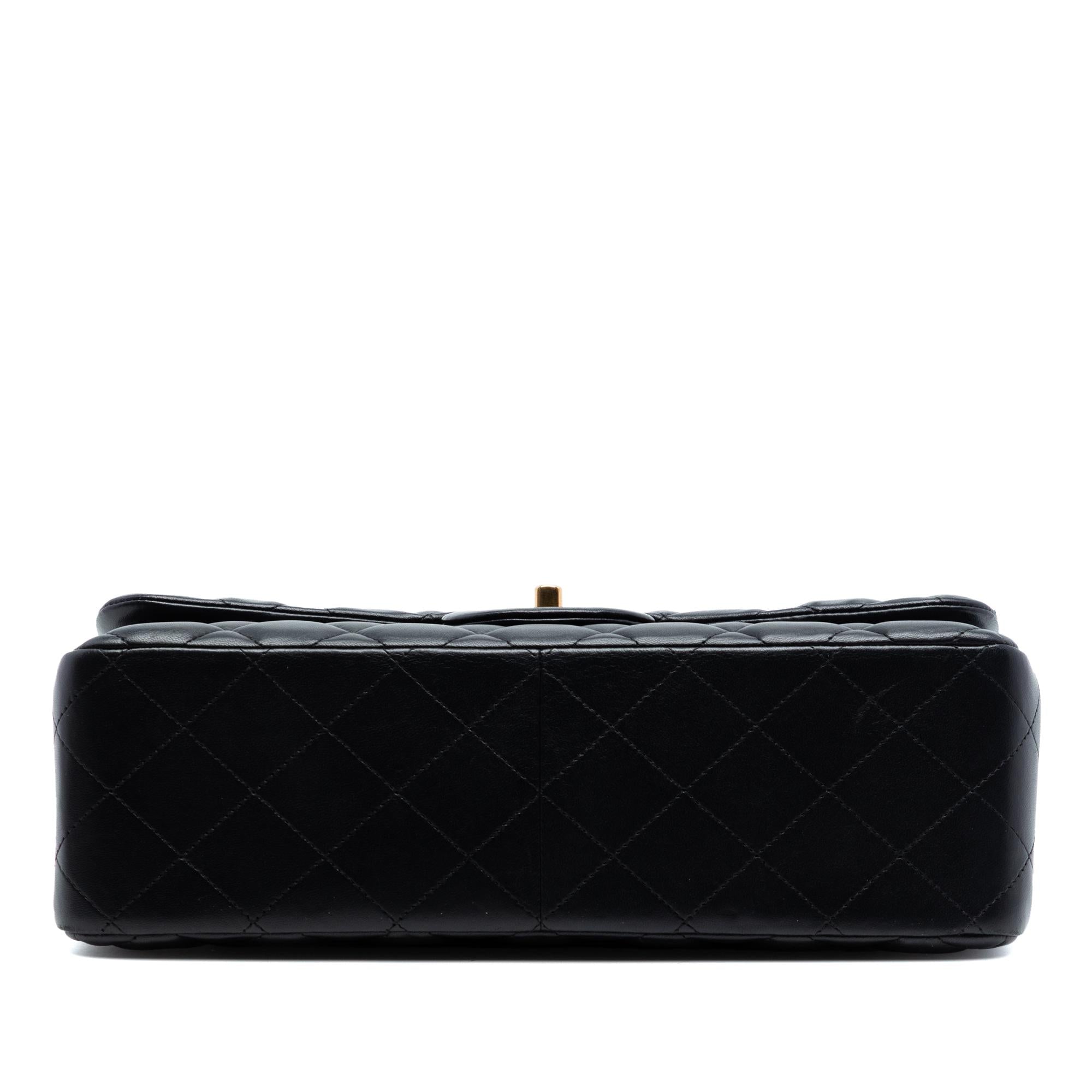 Chanel Jumbo Classic Lambskin Double Flap