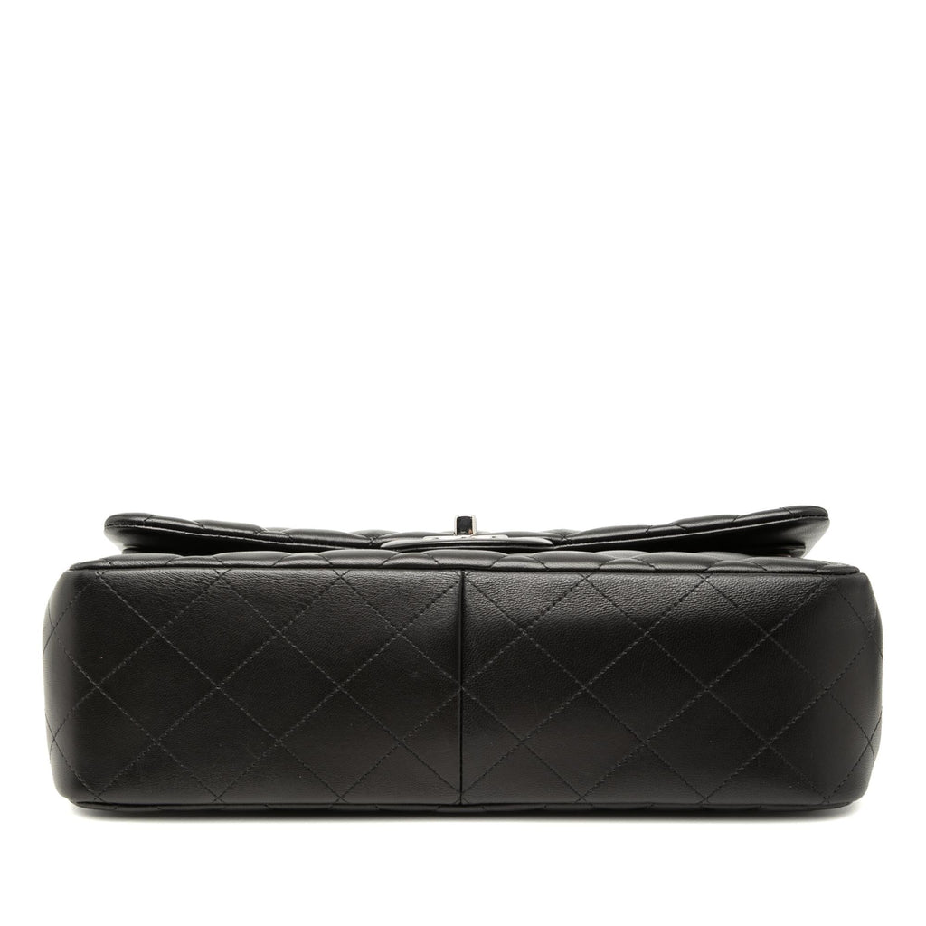 Chanel Jumbo Classic Lambskin Double Flap