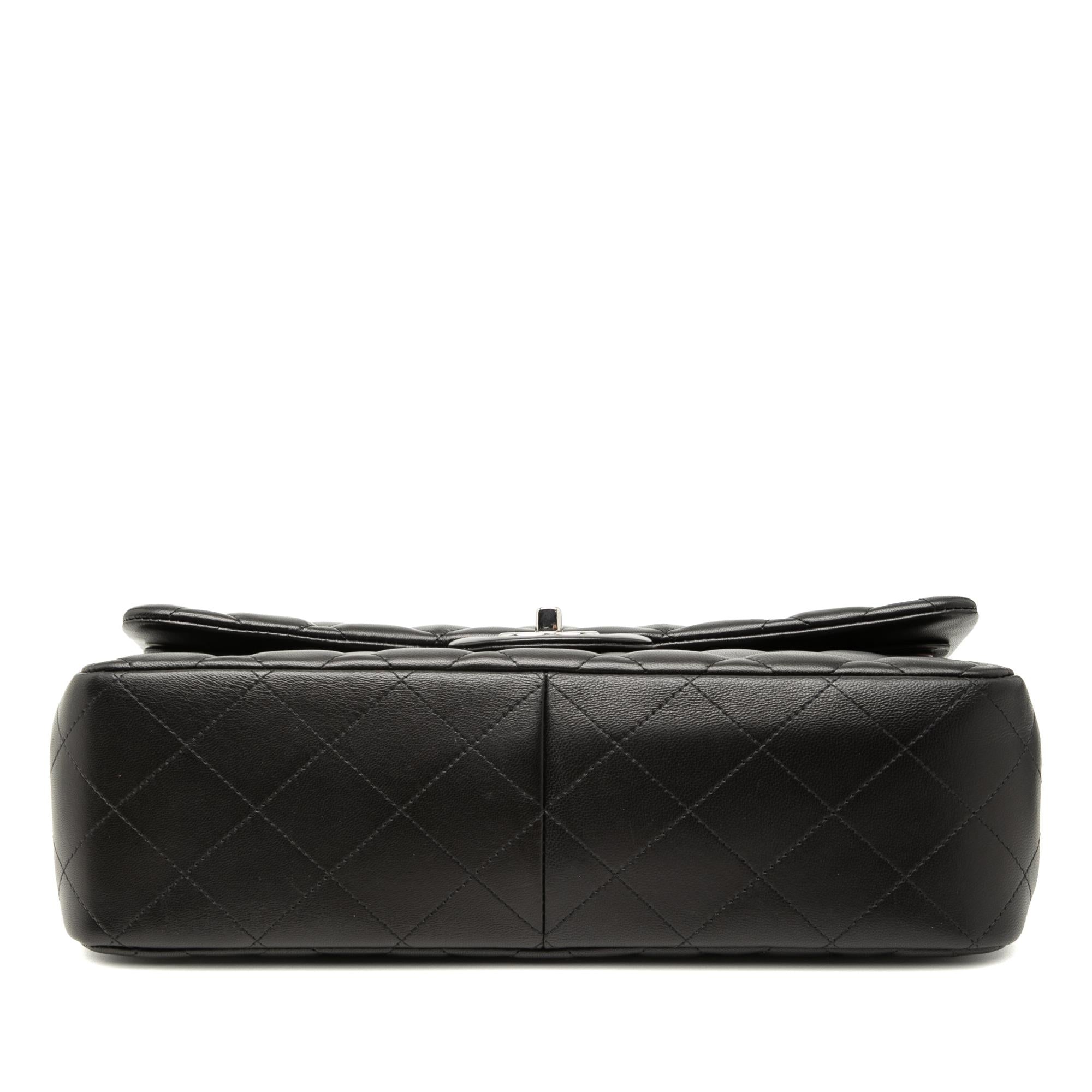 Chanel Jumbo Classic Lambskin Double Flap