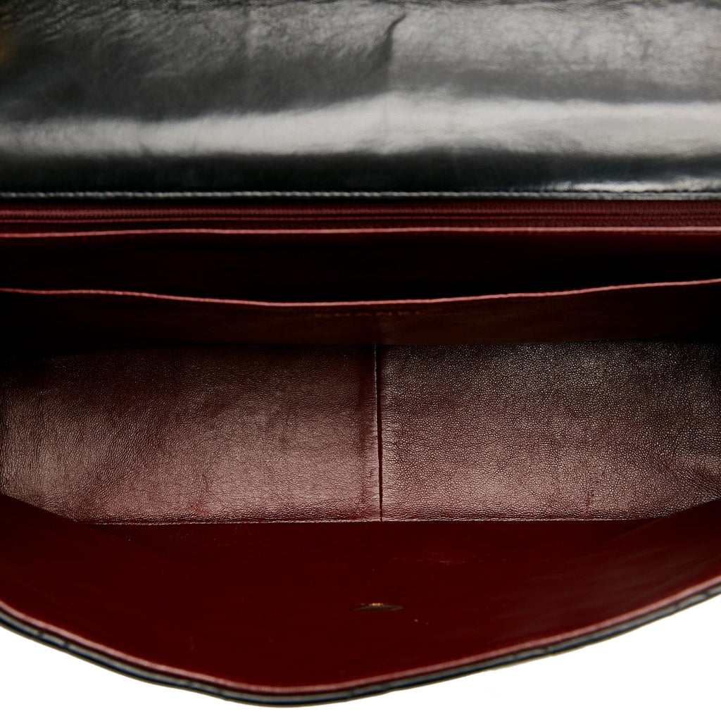 Chanel Jumbo Classic Lambskin Maxi Single Flap Bag (SHG-eYSHRc)