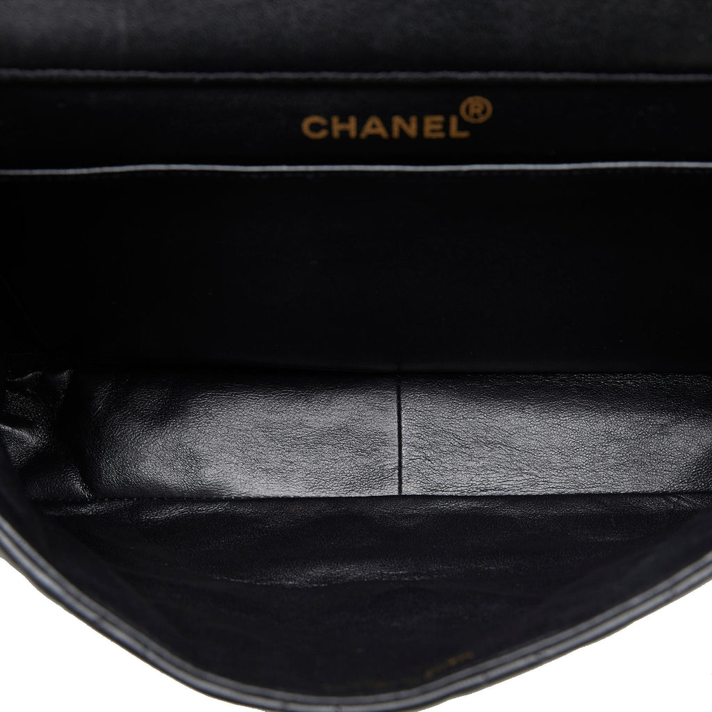 Chanel Jumbo Classic Lambskin Single Flap Bag (SHG-zQZOuM)