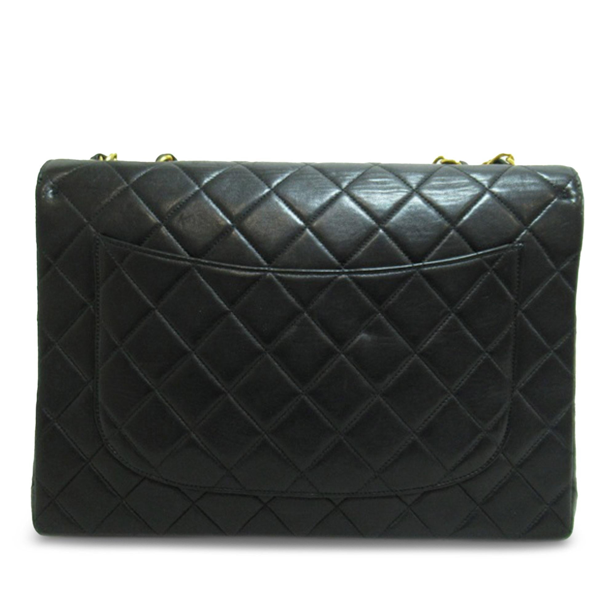 Chanel Jumbo Classic Lambskin Single Flap Bag (SHG-JAOCGr)