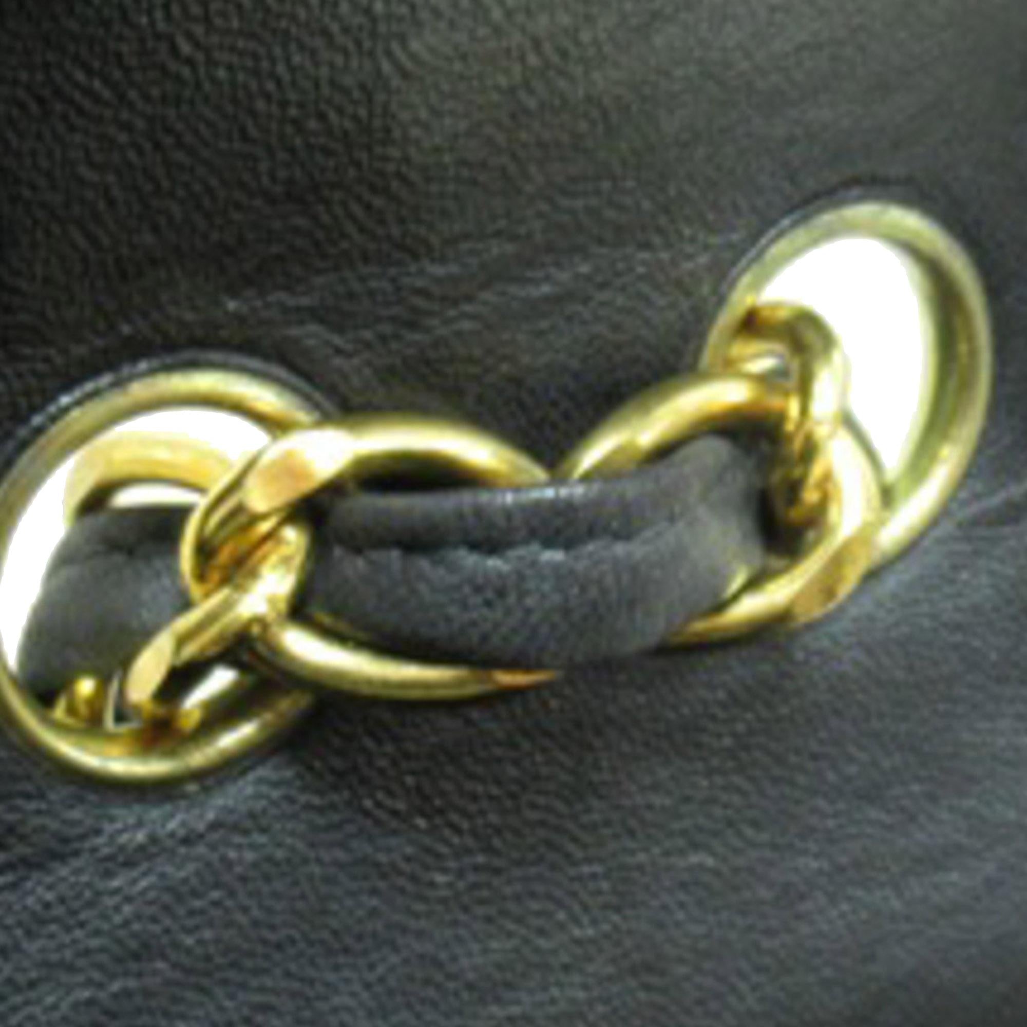 Chanel Jumbo Classic Lambskin Single Flap Bag (SHG-JAOCGr)