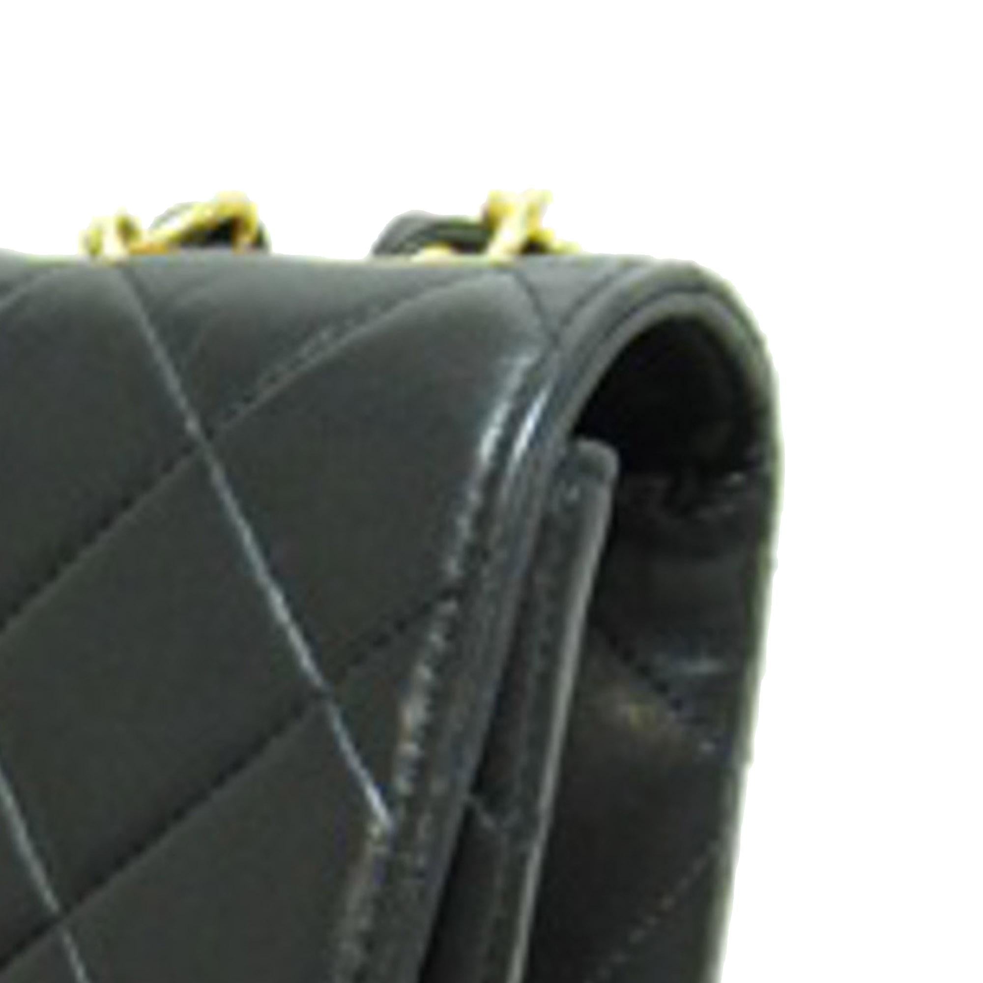 Chanel Jumbo Classic Lambskin Single Flap Bag (SHG-JAOCGr)