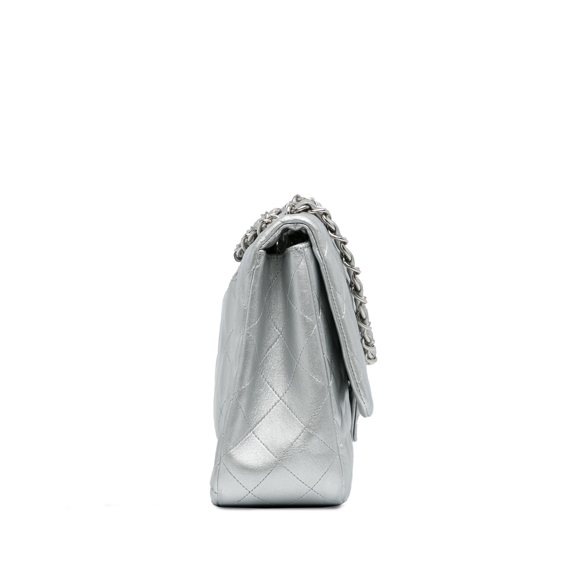 Chanel Jumbo Classic Lambskin Single Flap (SHG-jnZgY3)