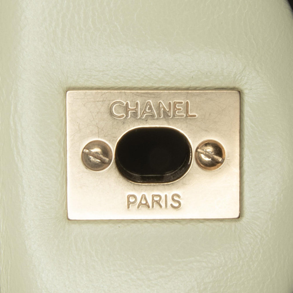 Chanel Jumbo Classic Lambskin Single Flap (SHG-RAwy5g)