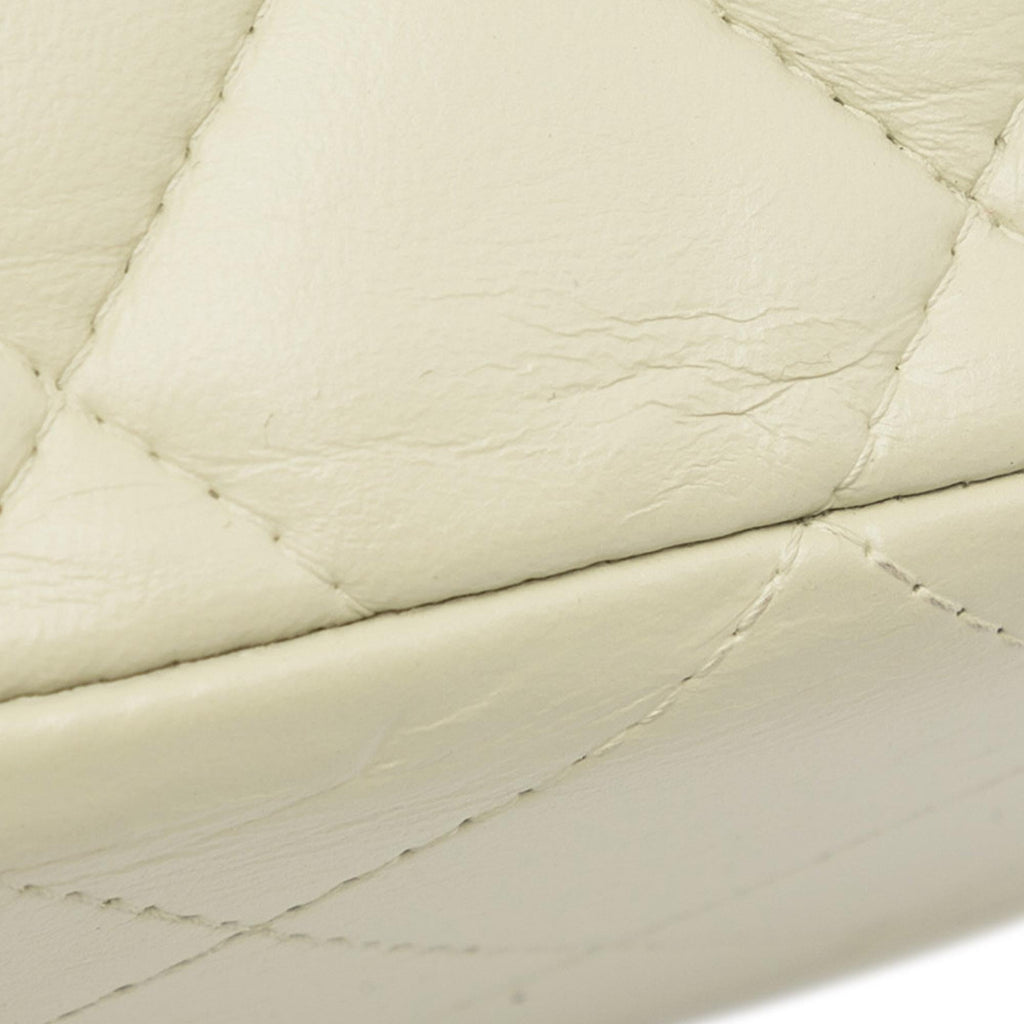 Chanel Jumbo Classic Lambskin Single Flap (SHG-RAwy5g)