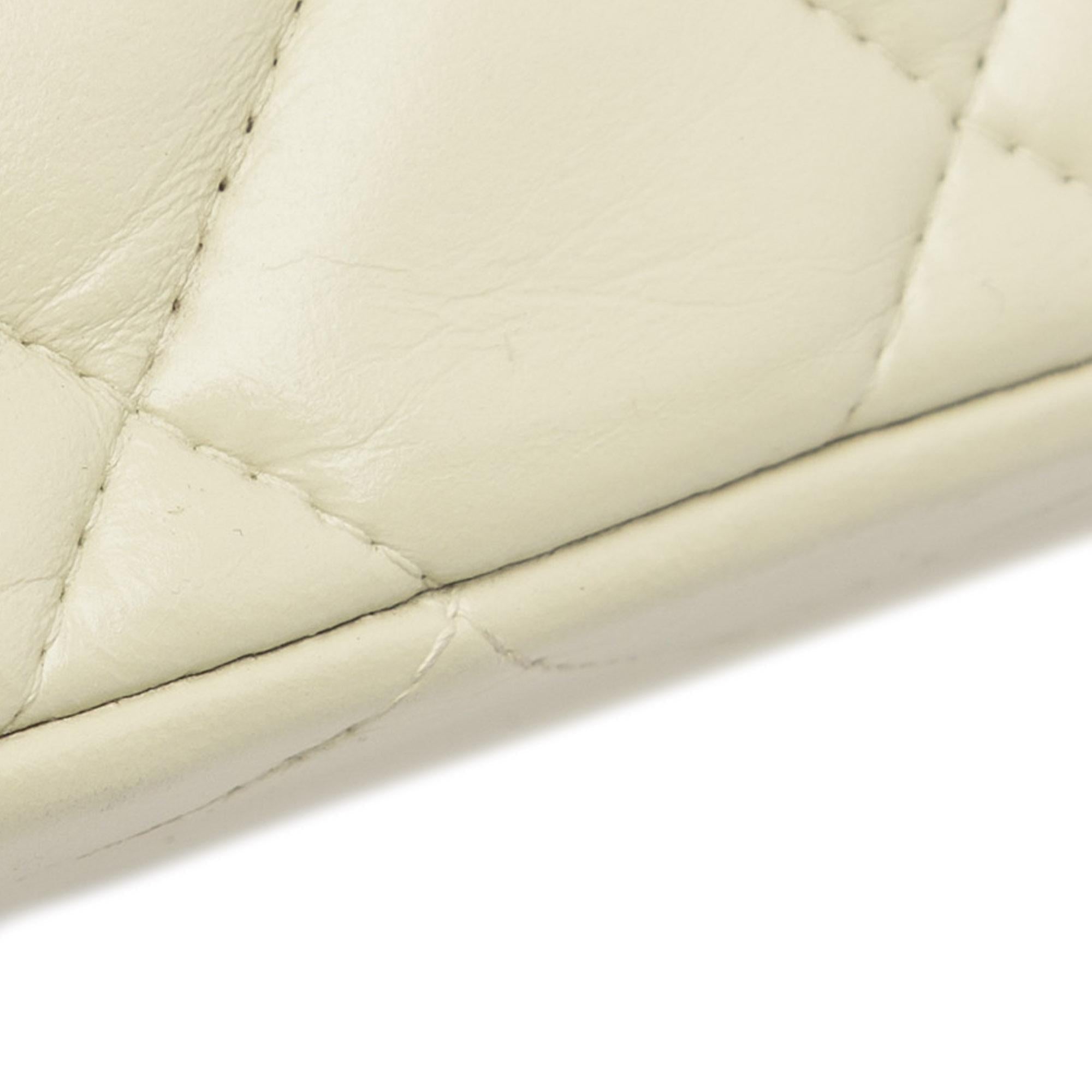 Chanel Jumbo Classic Lambskin Single Flap (SHG-RAwy5g)