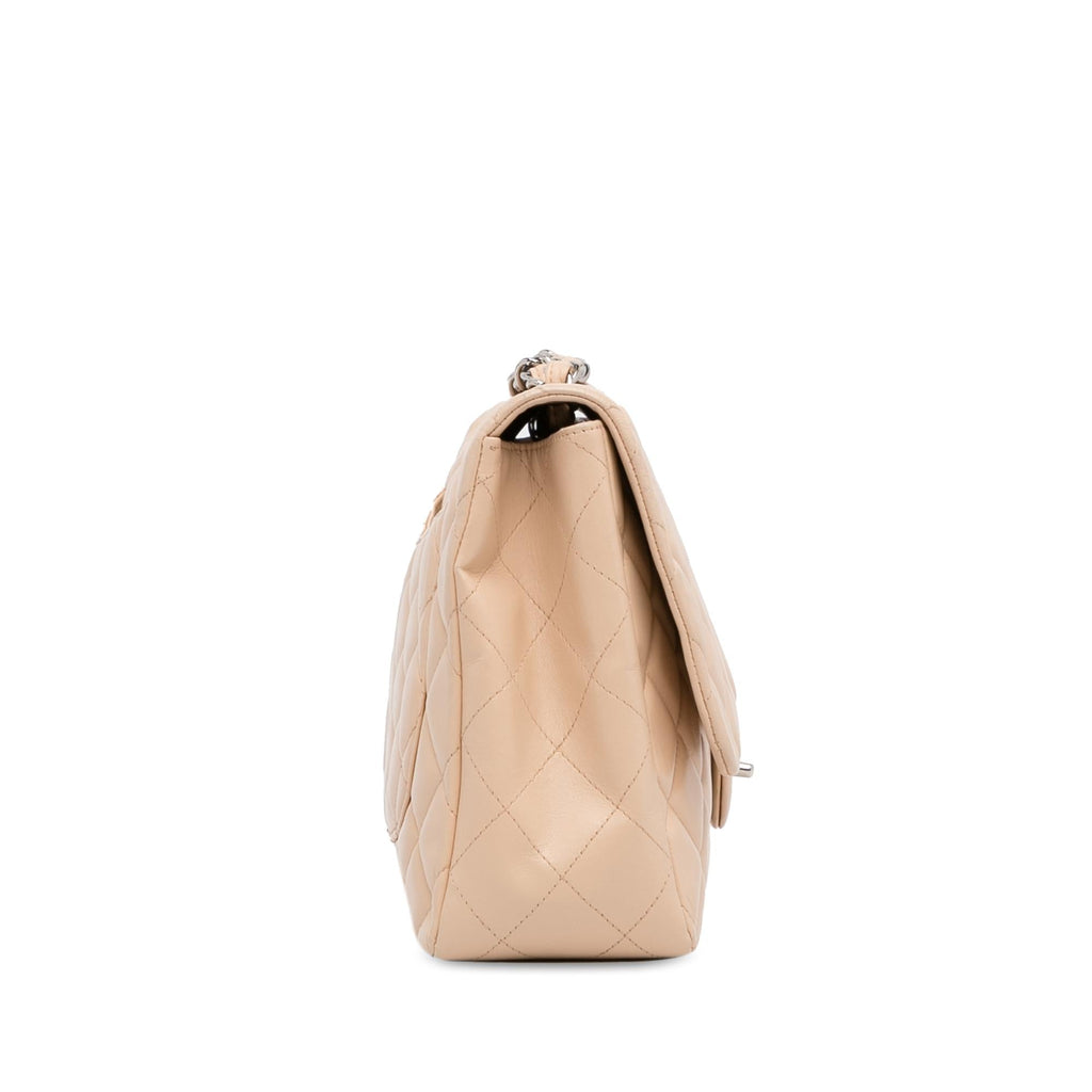 Chanel Jumbo Classic Lambskin Single Flap (SHG-gKWzLM)