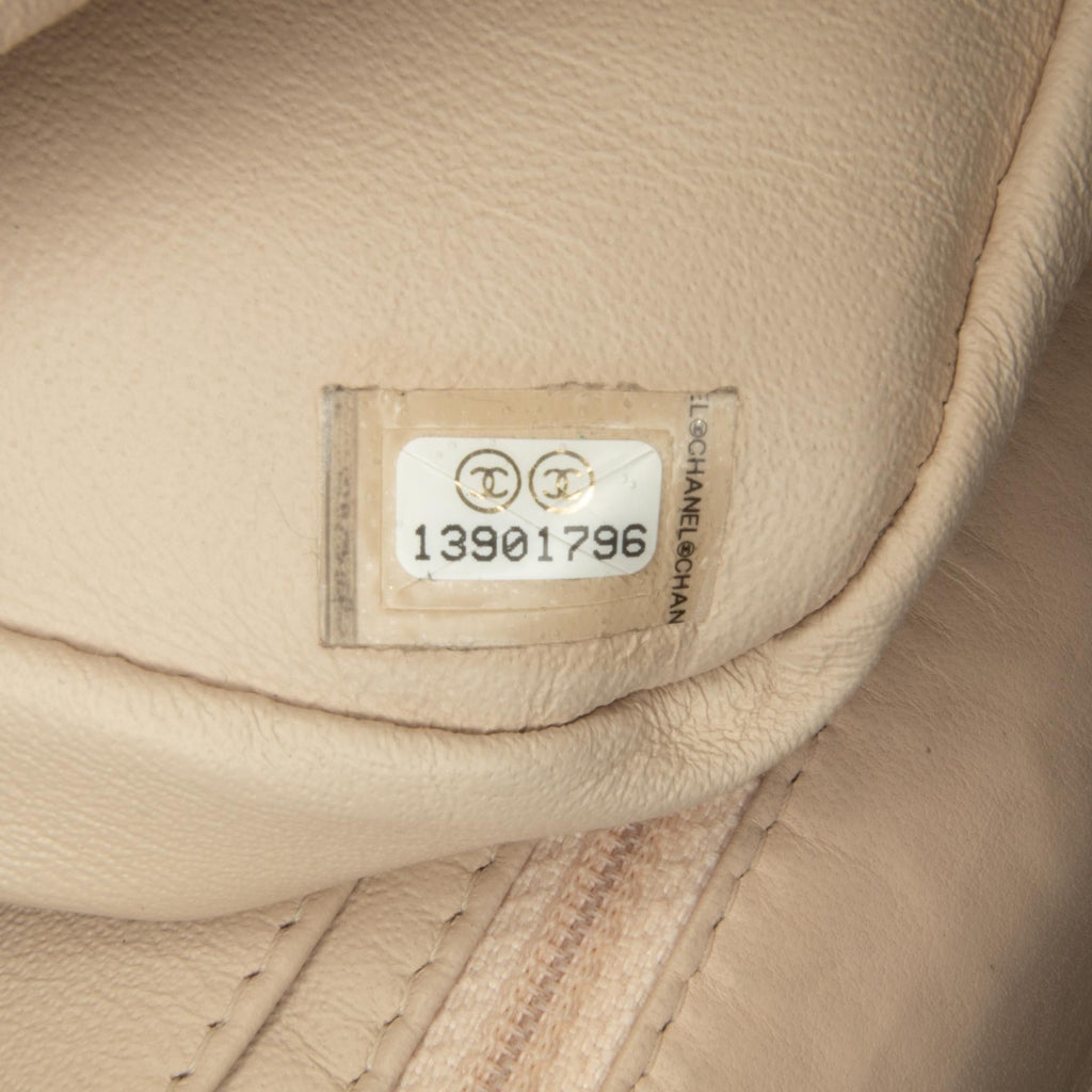 Chanel Jumbo Classic Lambskin Single Flap (SHG-gKWzLM)