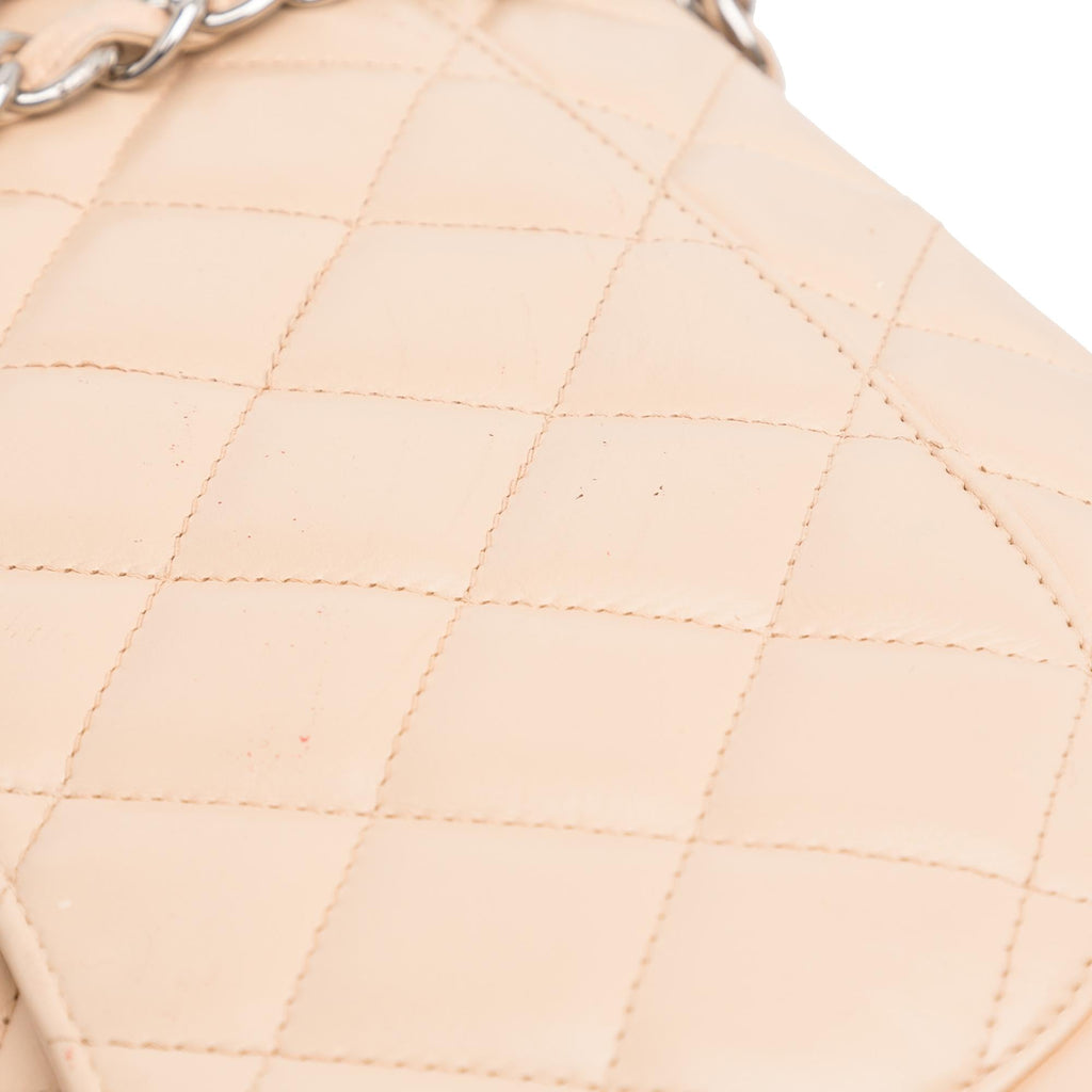 Chanel Jumbo Classic Lambskin Single Flap (SHG-gKWzLM)