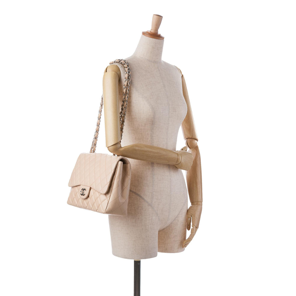 Chanel Jumbo Classic Lambskin Single Flap (SHG-gKWzLM)