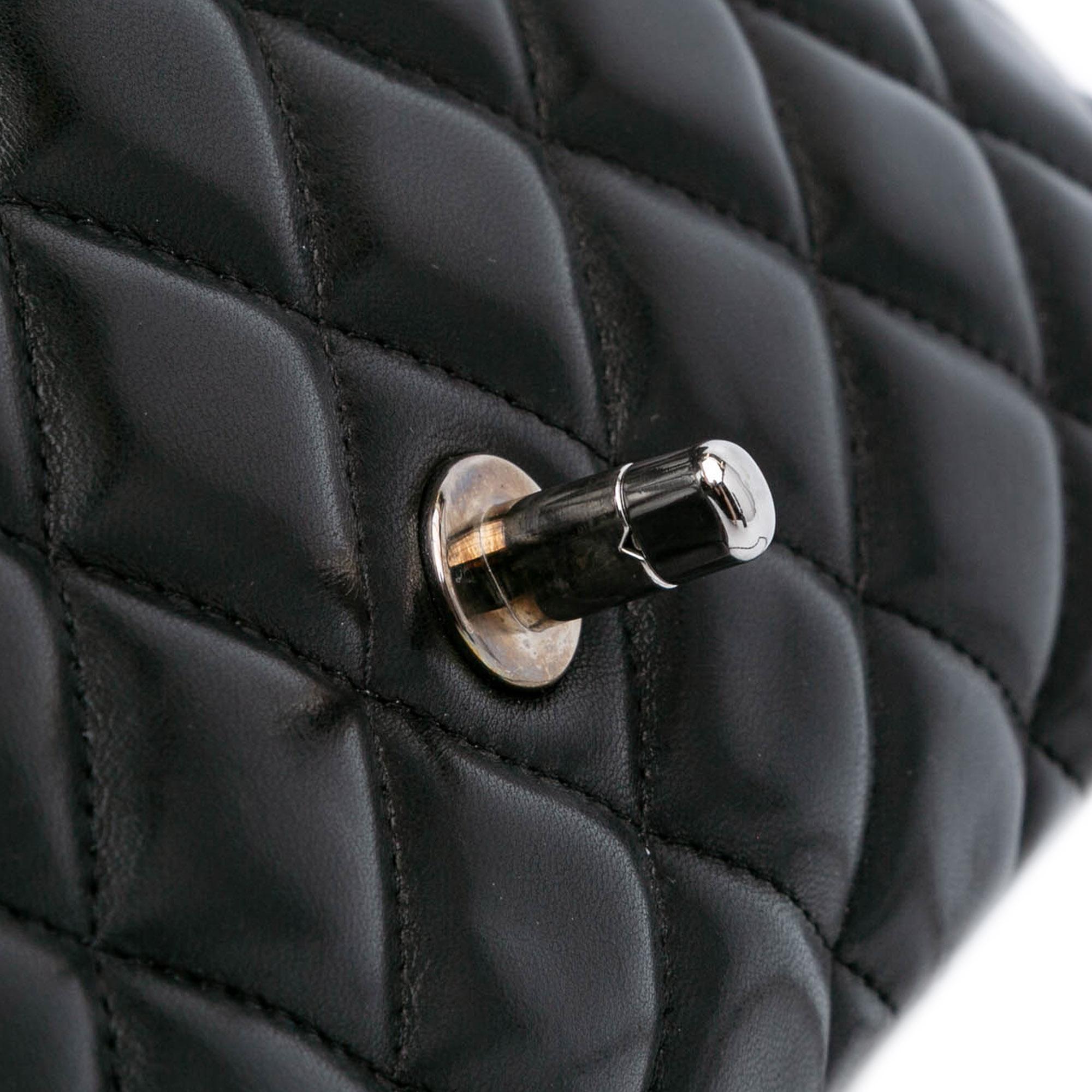 Chanel Jumbo Classic Lambskin Single Flap