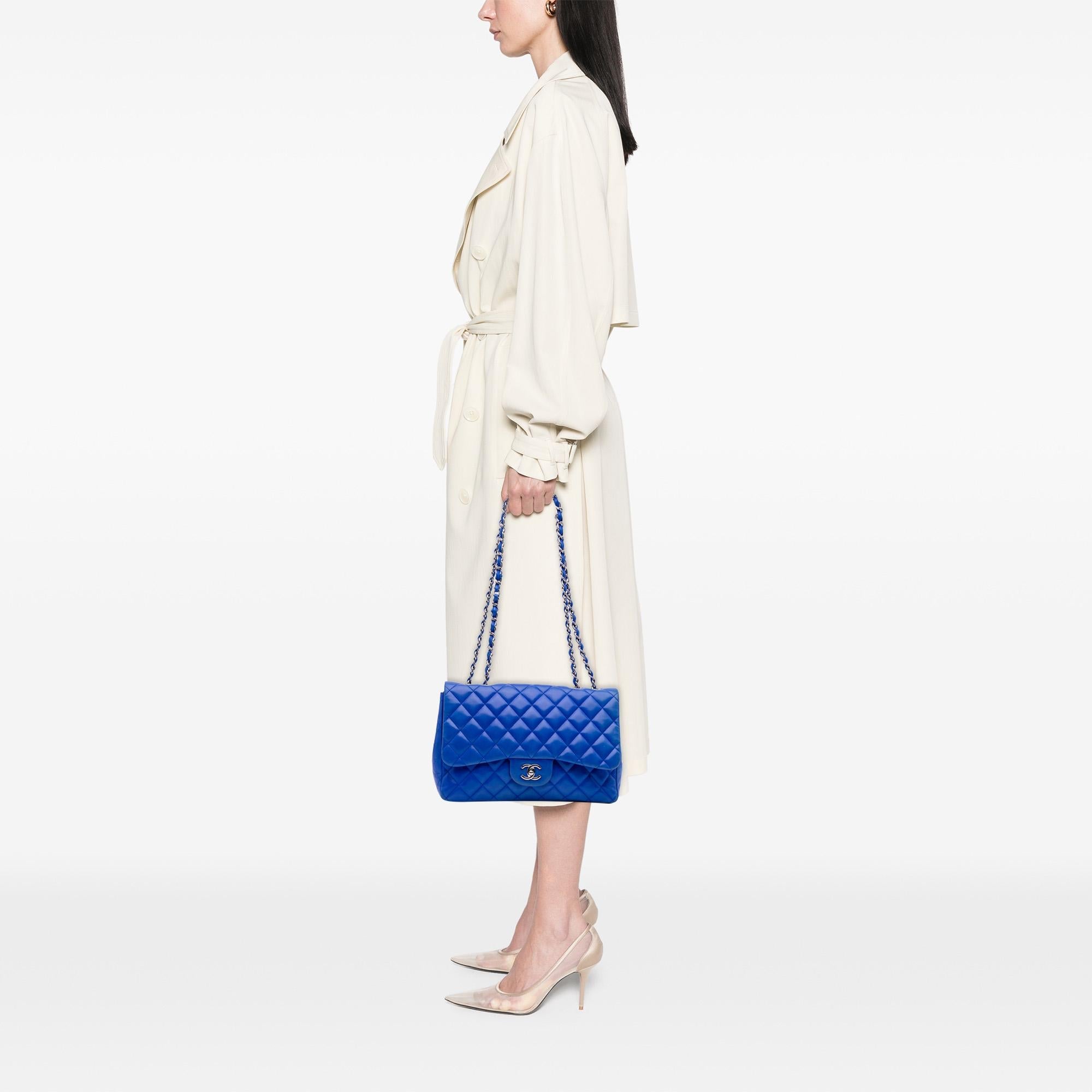 Chanel Jumbo Classic Lambskin Single Flap