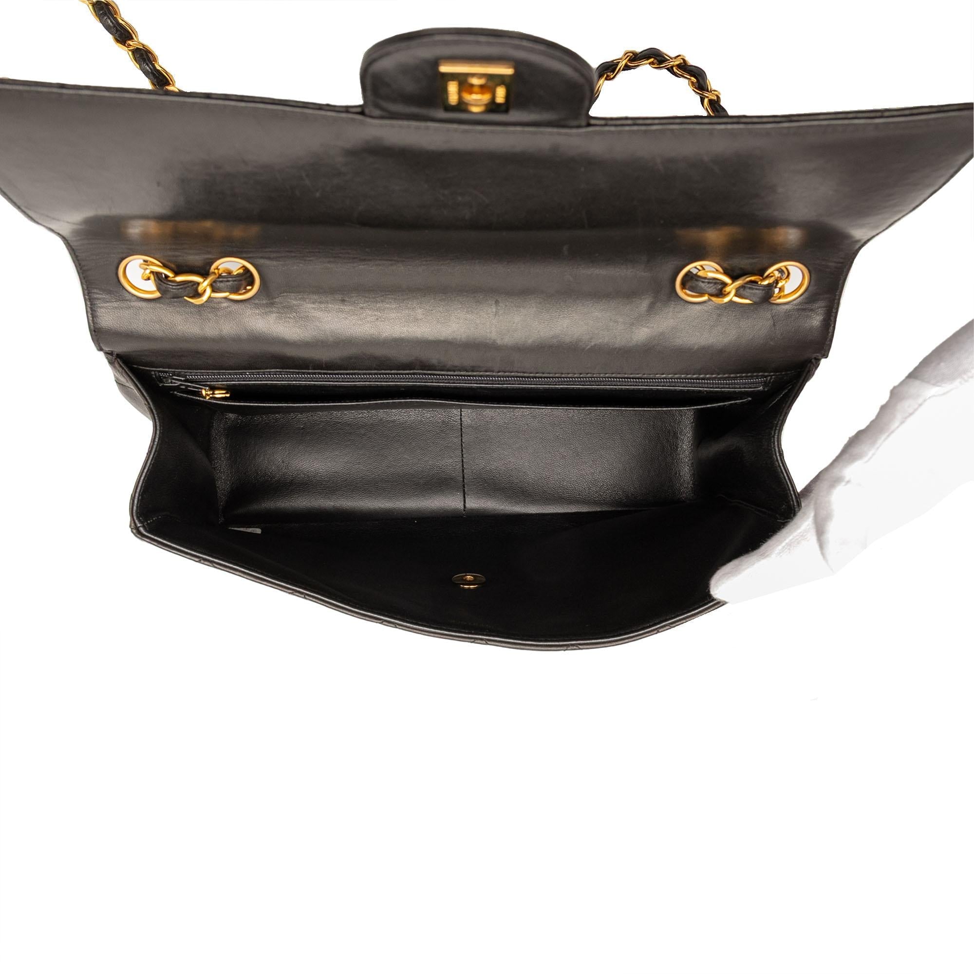 Chanel Jumbo Classic Lambskin Single Flap