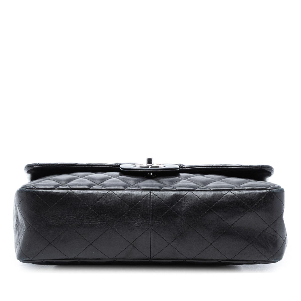 Chanel Jumbo Classic Lambskin Single Flap