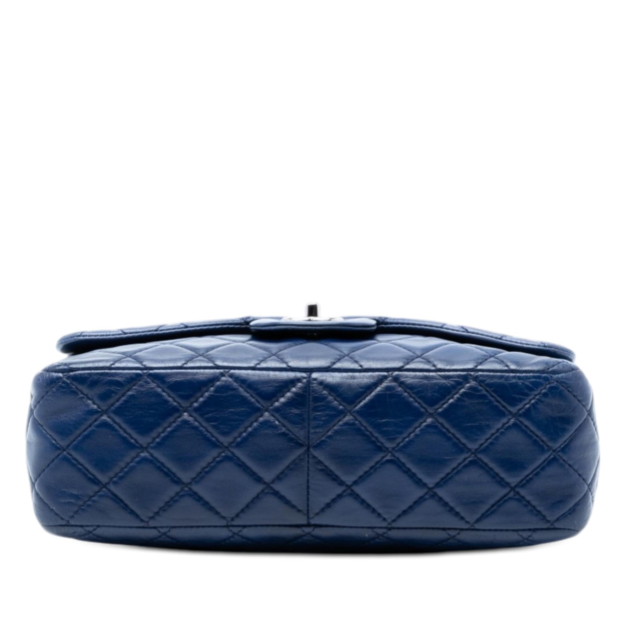 Chanel Jumbo Classic Lambskin Single Flap