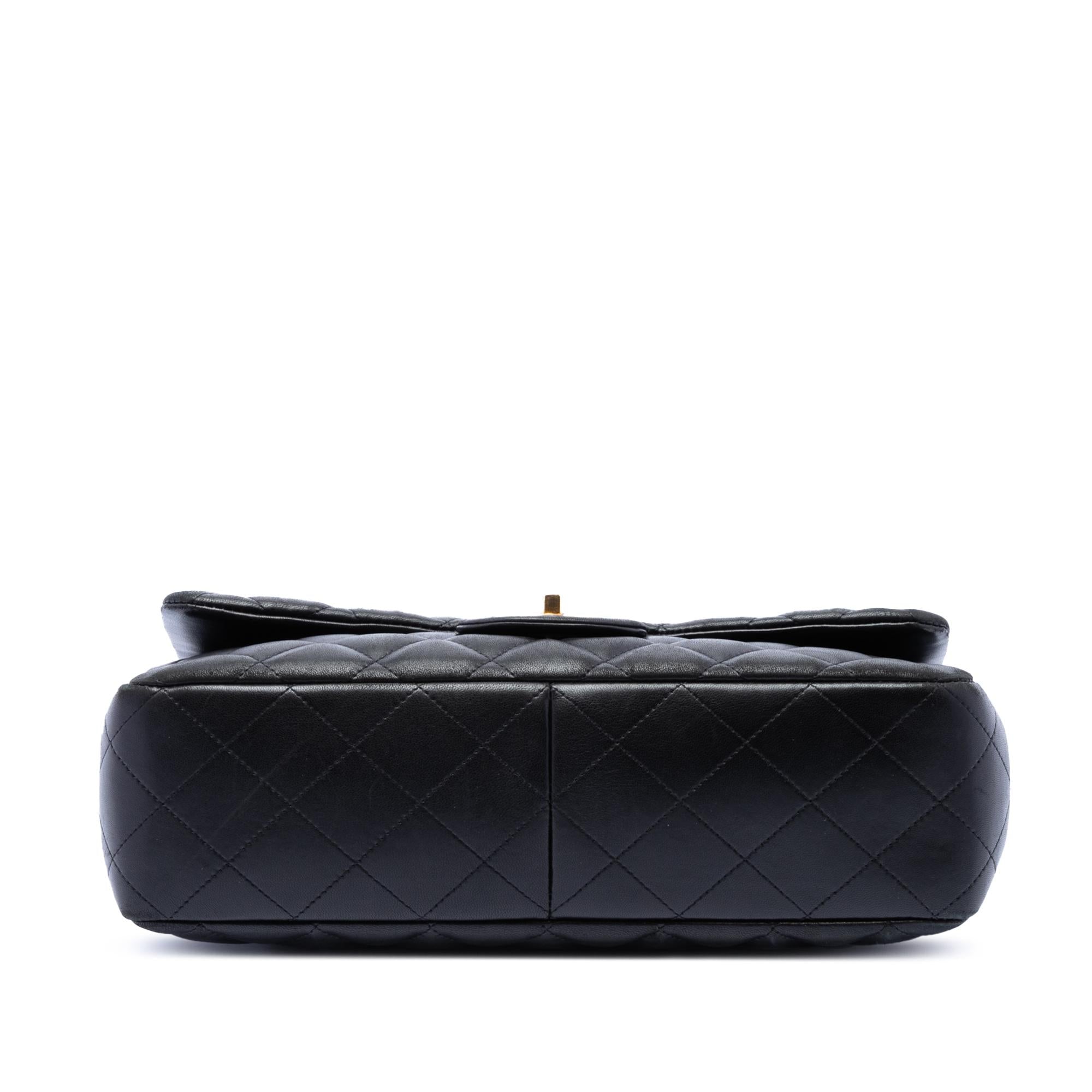 Chanel Jumbo Classic Lambskin Single Flap
