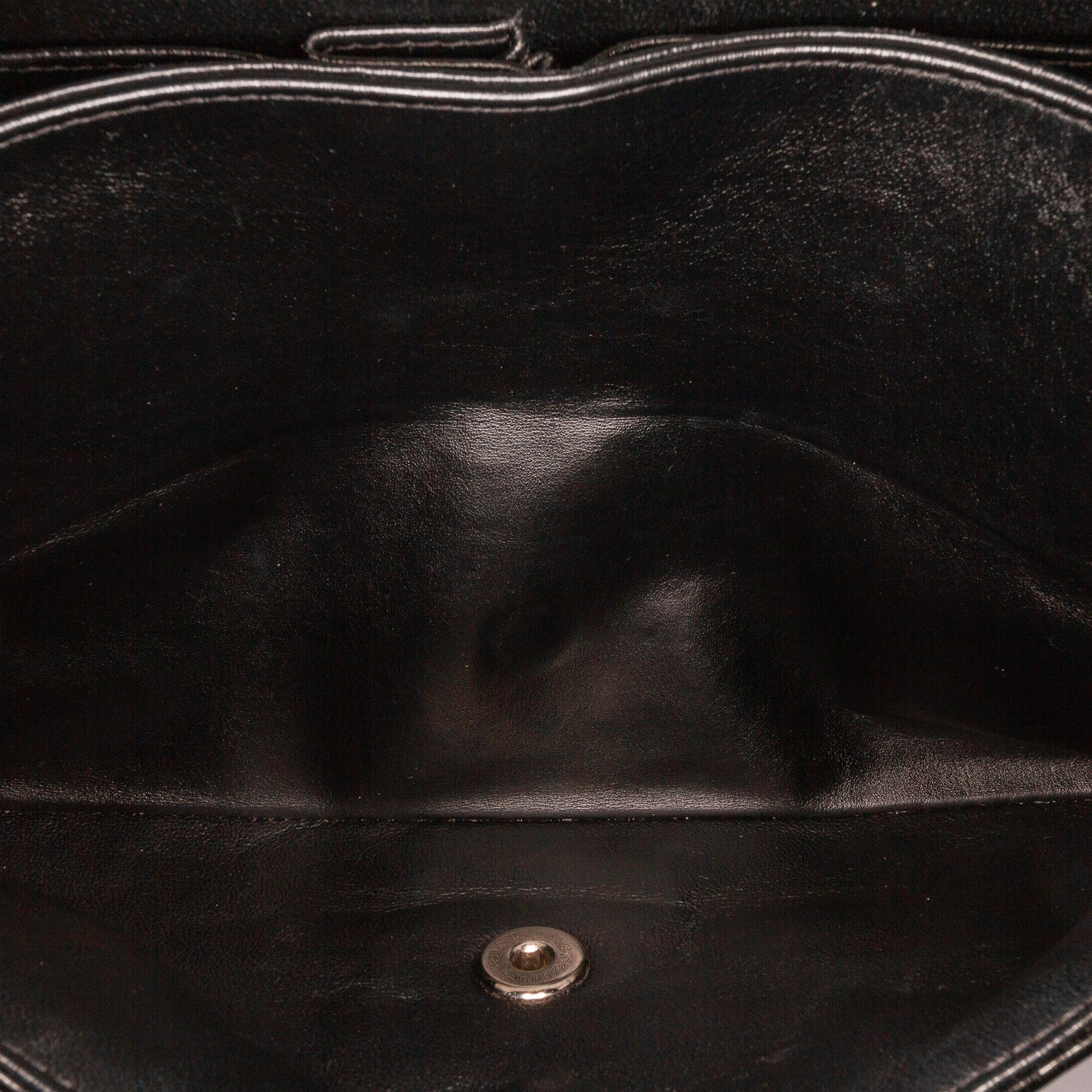 Chanel Jumbo Classic Patent Double Flap (SHG-wi4FA2)