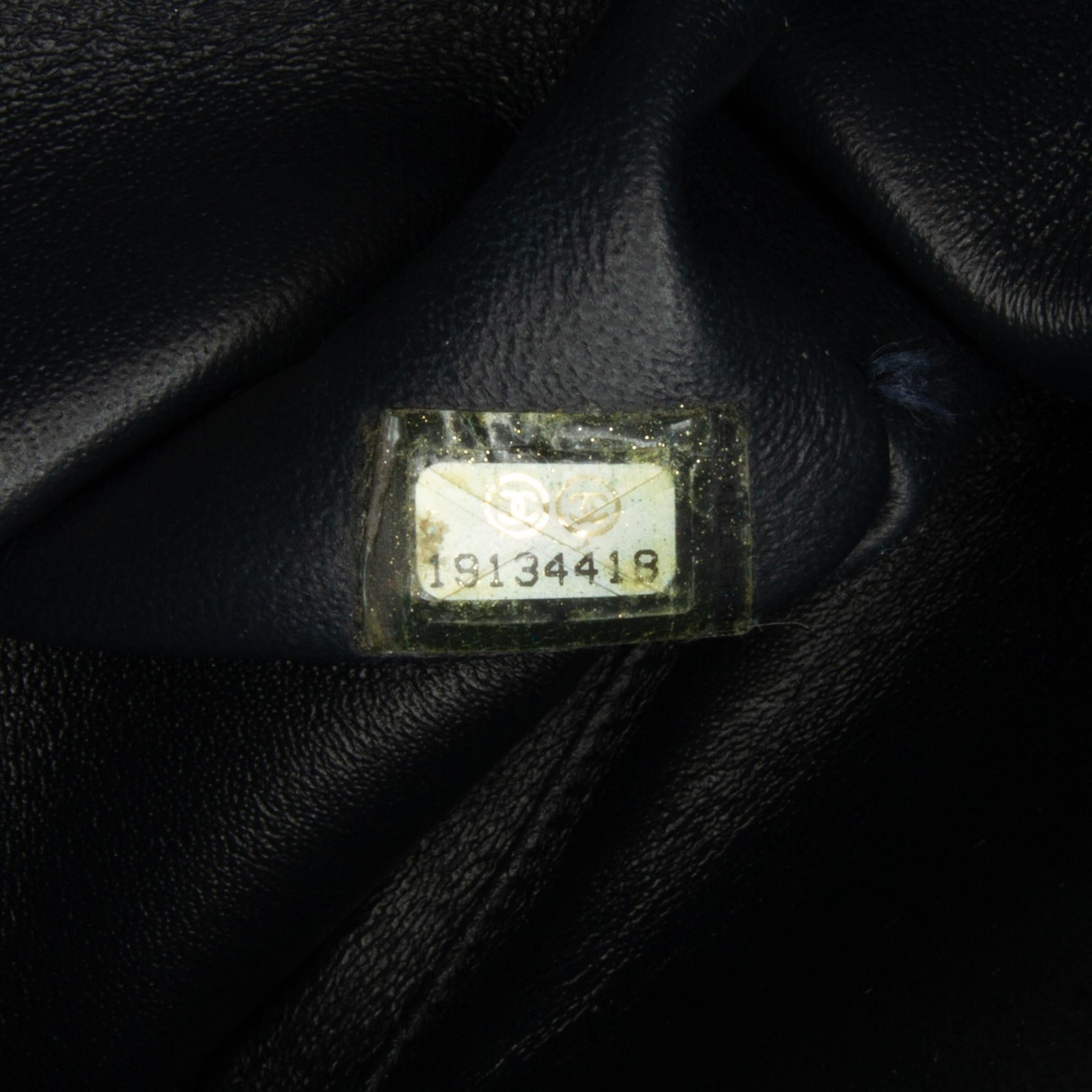 Chanel Jumbo Classic Patent Double Flap (SHG-tIs8iI)