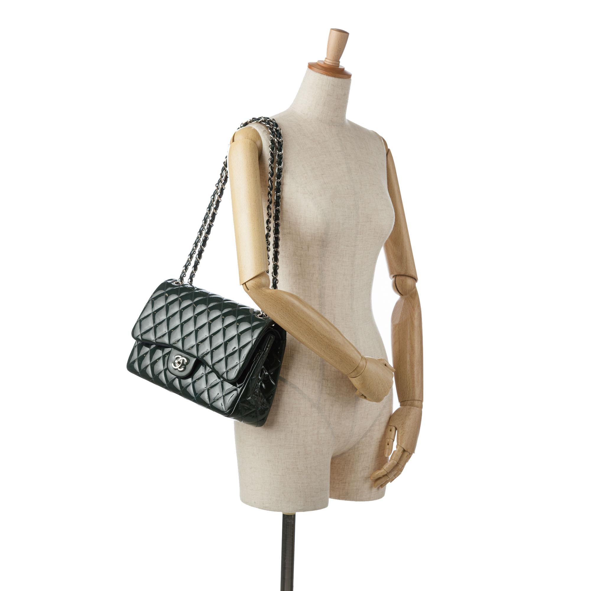 Chanel Jumbo Classic Patent Double Flap (SHG-tIs8iI)