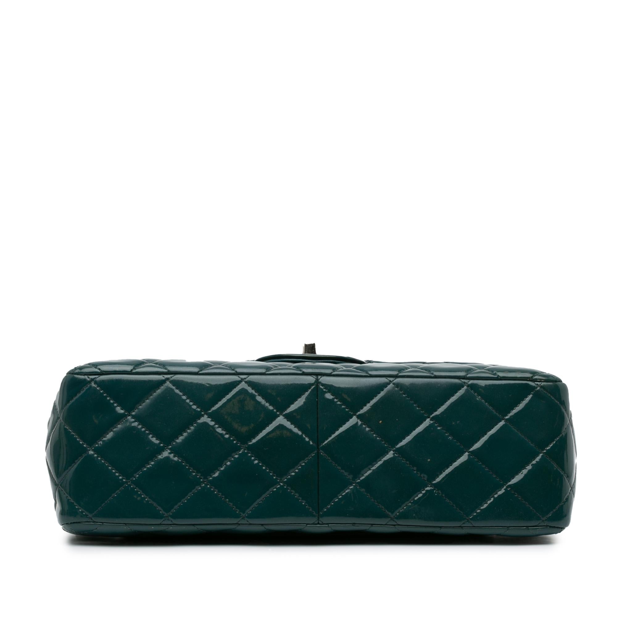 Chanel Jumbo Classic Patent Double Flap (SHG-A8oS33)