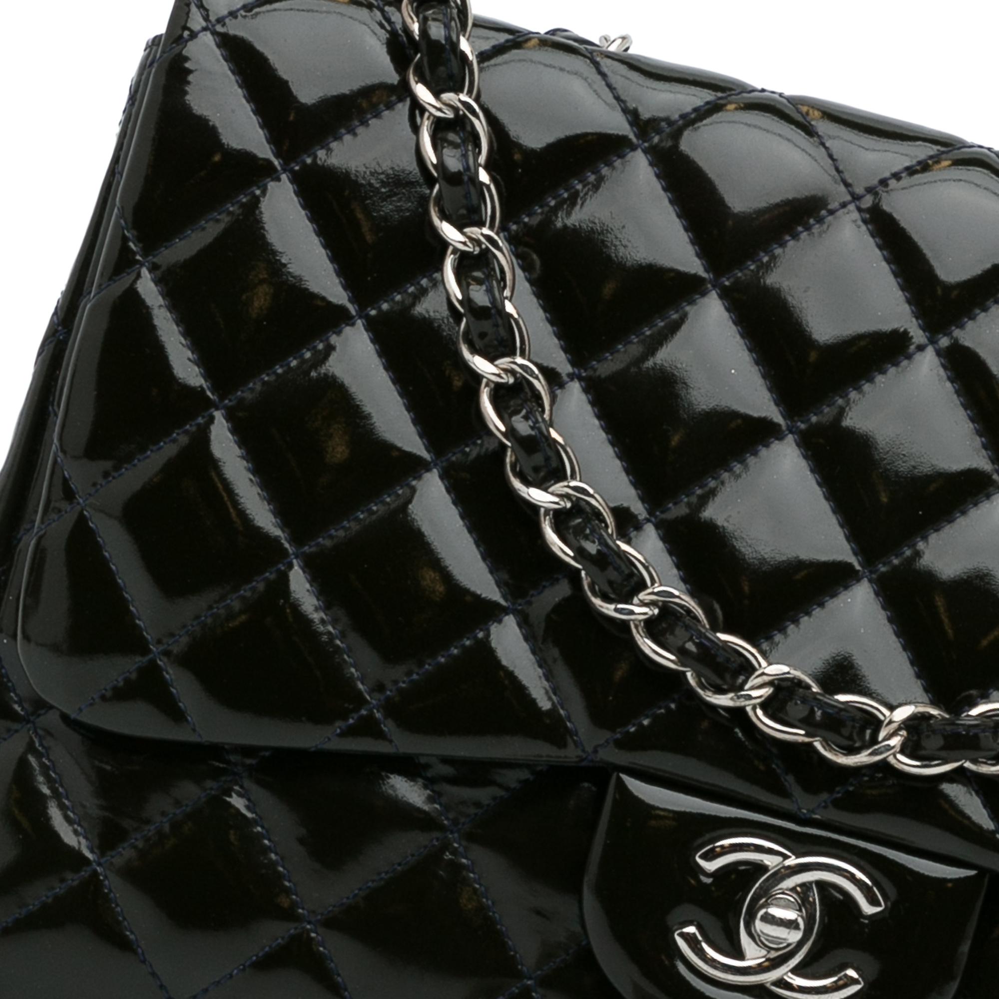 Chanel Jumbo Classic Patent Single Flap Bag (SHG-WIi3Tf)