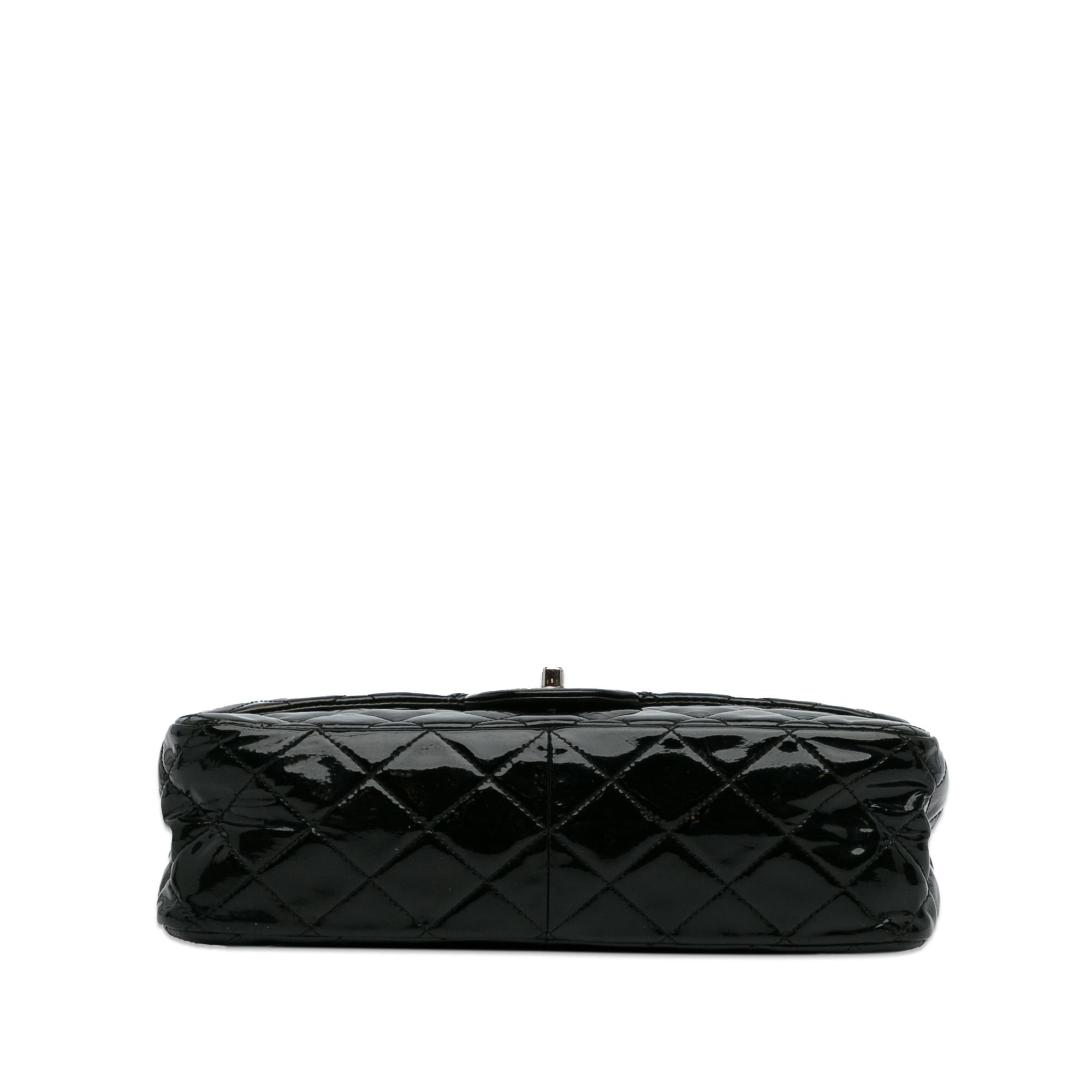Chanel Jumbo Classic Patent Single Flap Bag (SHG-k7UqYV)
