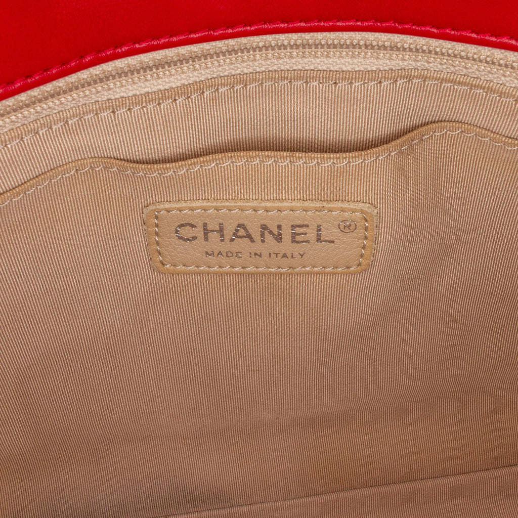 Chanel Jumbo Classic Perforated Lambskin Single Flap (SHG-nXRiI3)