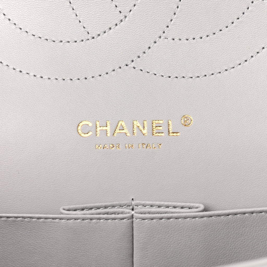 CHANEL CLASSIC  QUILTED CAVIAR JUMBO DOUBLE FLAP BAG