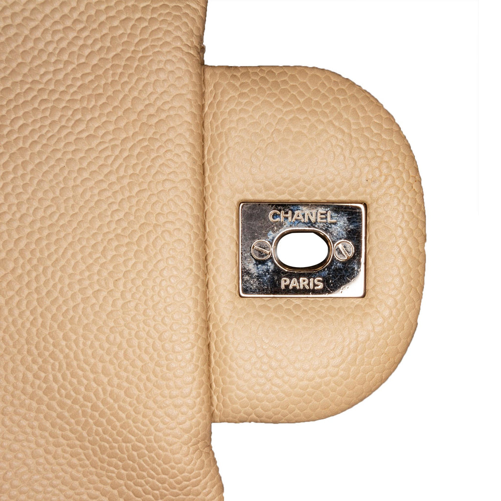 Chanel Jumbo Quilted Caviar Easy Flap Bag (SHG-W56d2b)