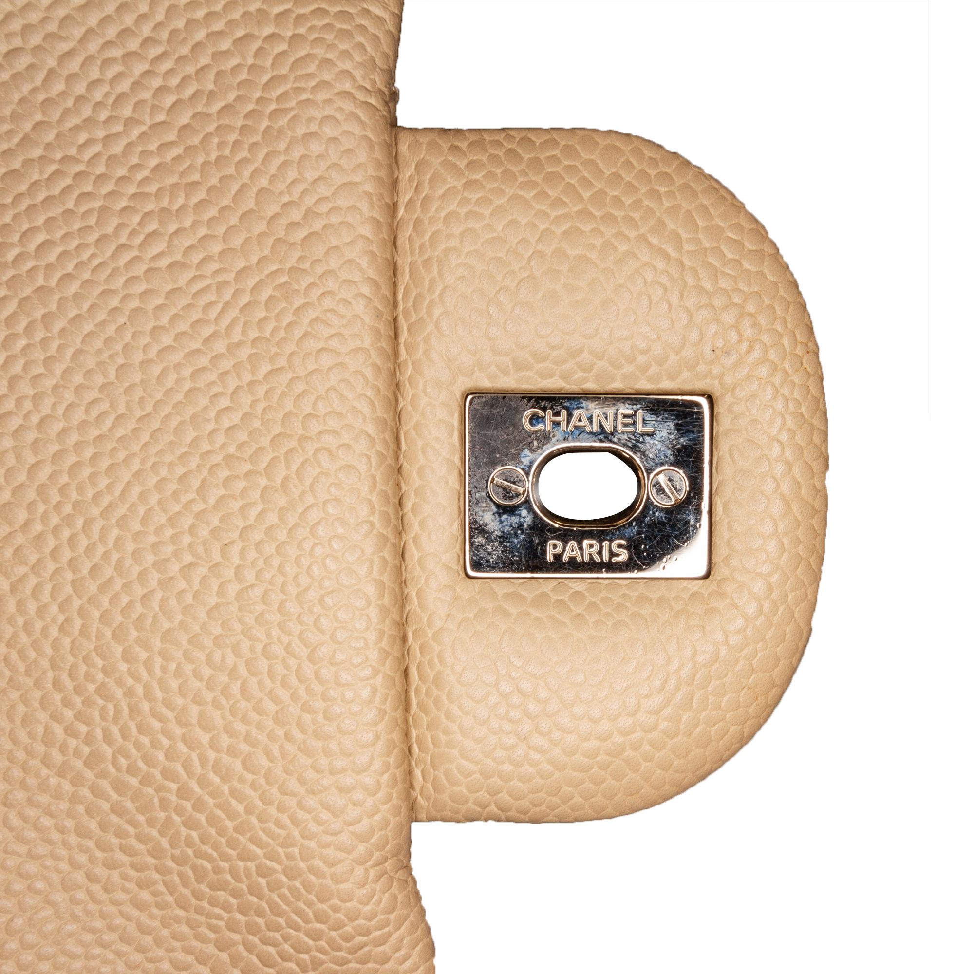 Chanel Jumbo Quilted Caviar Easy Flap Bag (SHG-W56d2b)