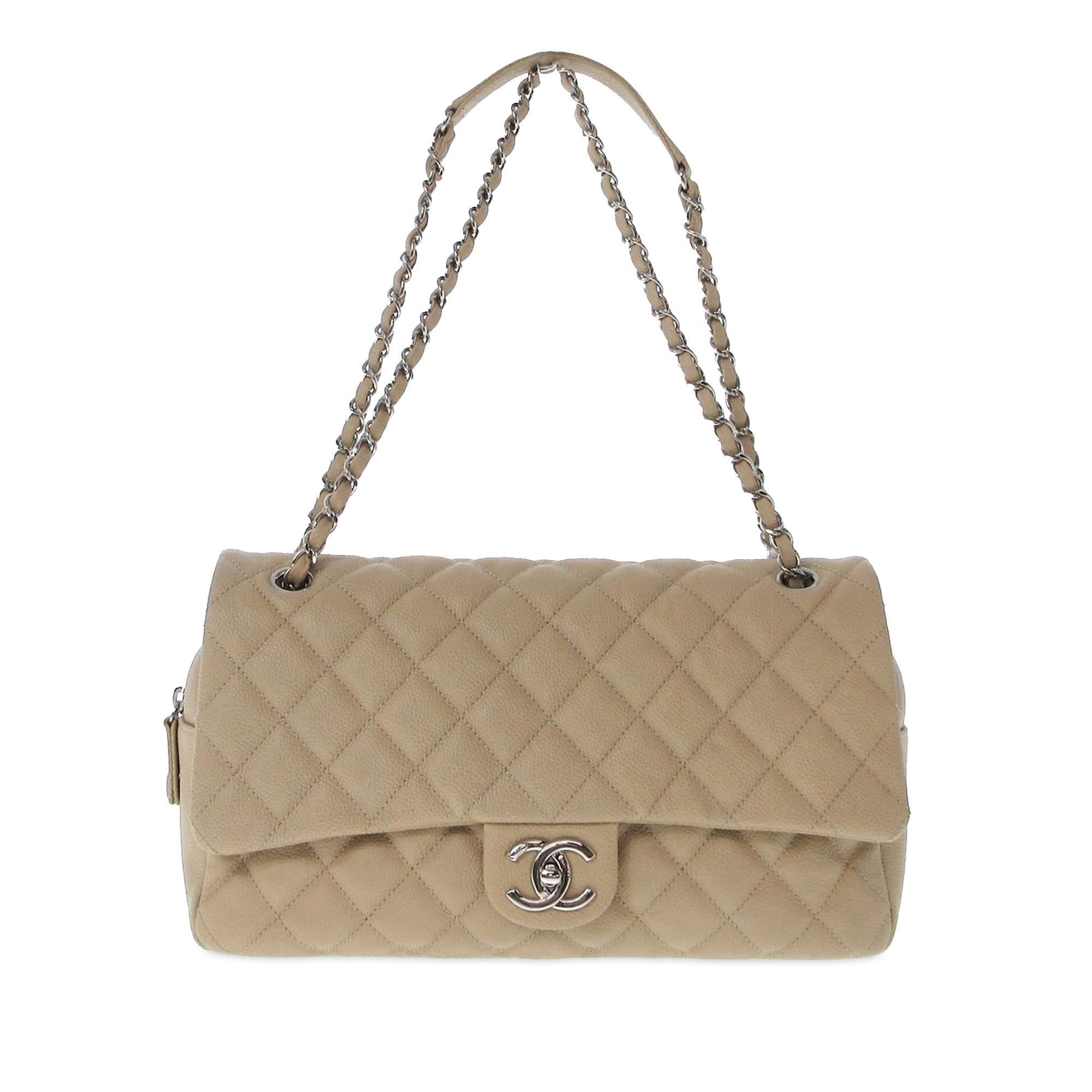 Chanel Jumbo Quilted Caviar Easy Flap Bag (SHG-dKuOT7)
