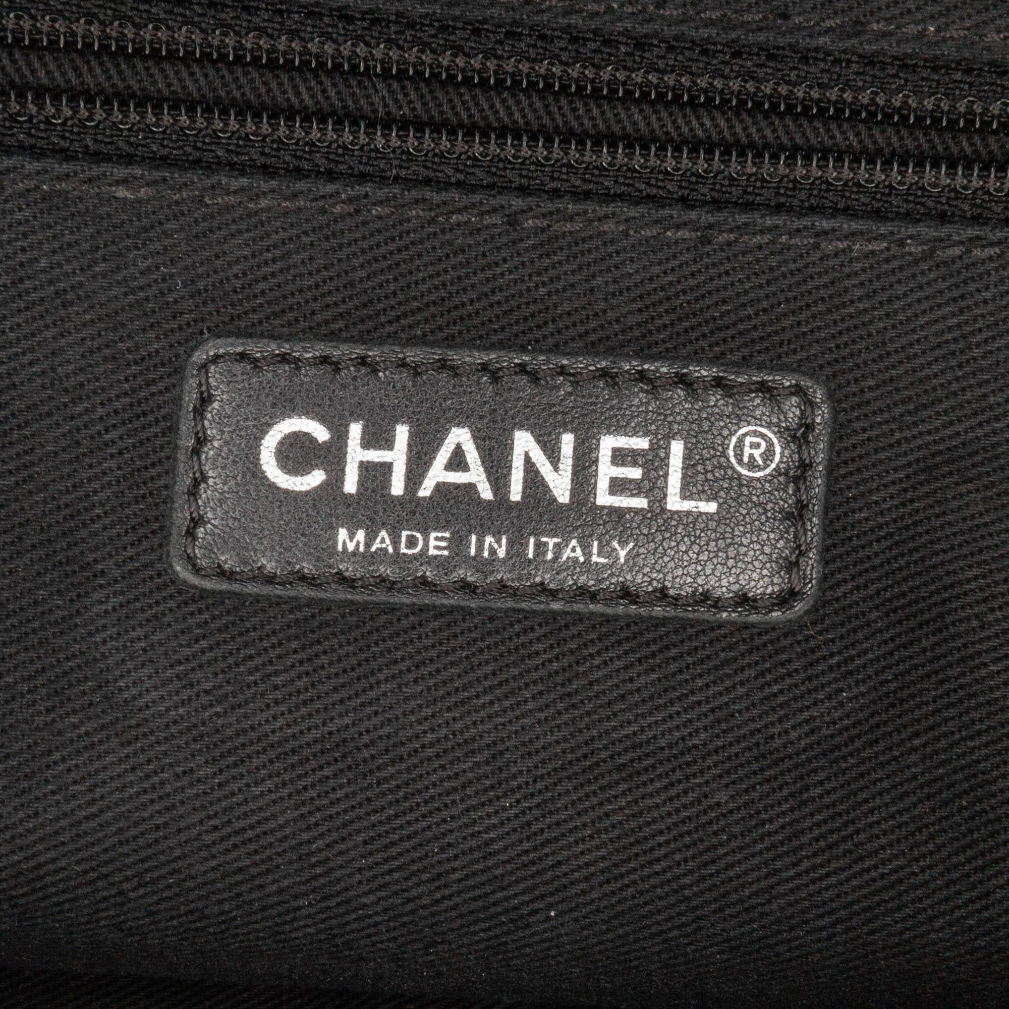 Chanel Jumbo Quilted Caviar Easy Flap