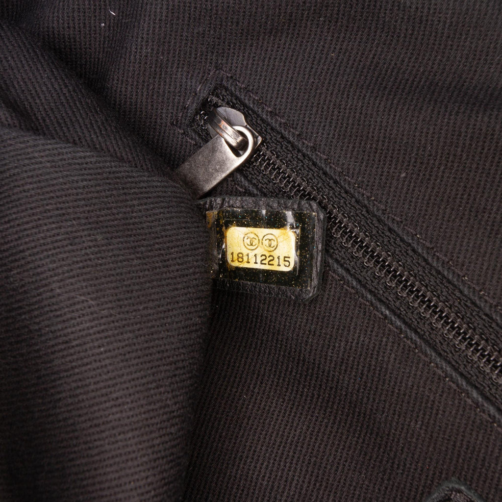 Chanel Jumbo Quilted Iridescent Caviar Easy Flap