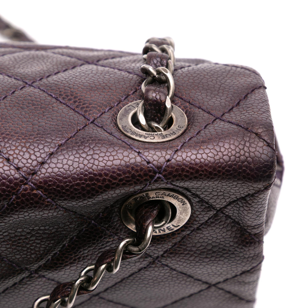 Chanel Jumbo Quilted Iridescent Caviar Easy Flap