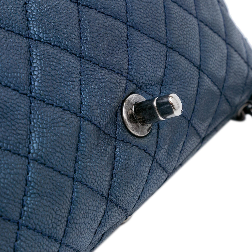 Chanel Jumbo Quilted Iridescent Caviar Easy Flap