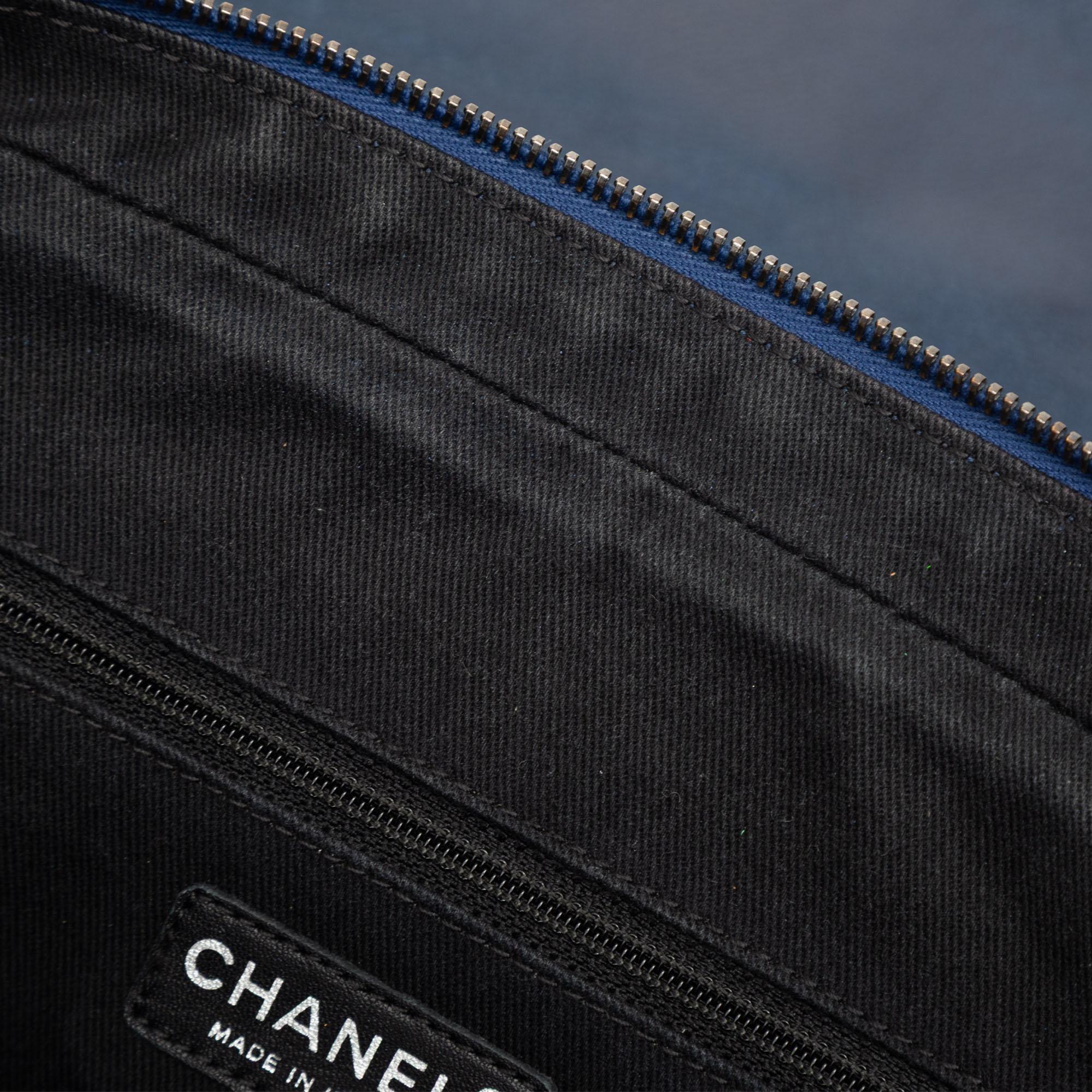 Chanel Jumbo Quilted Iridescent Caviar Easy Flap