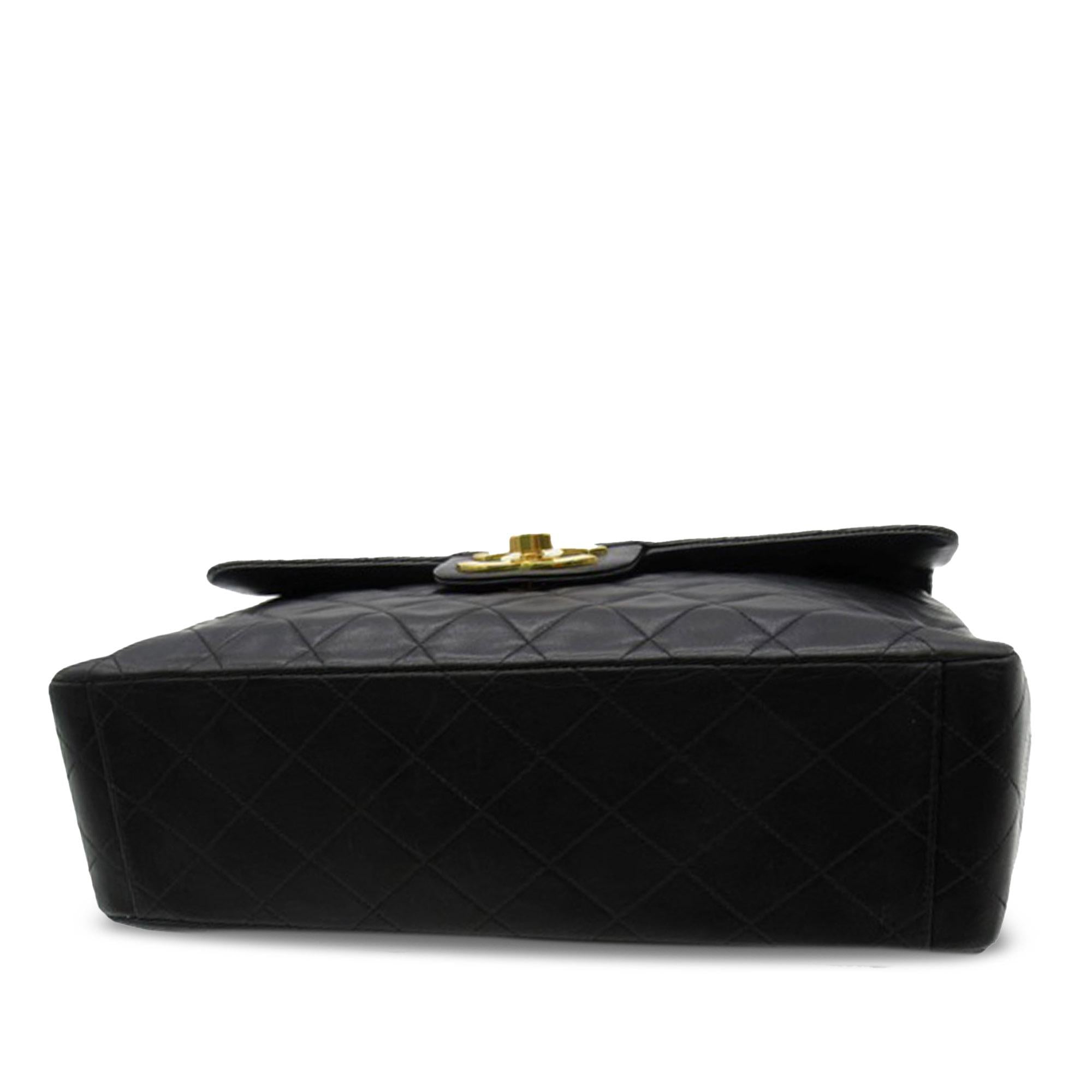 Chanel Jumbo XL Classic Lambskin Maxi Single Flap (SHG-yE27Fd)