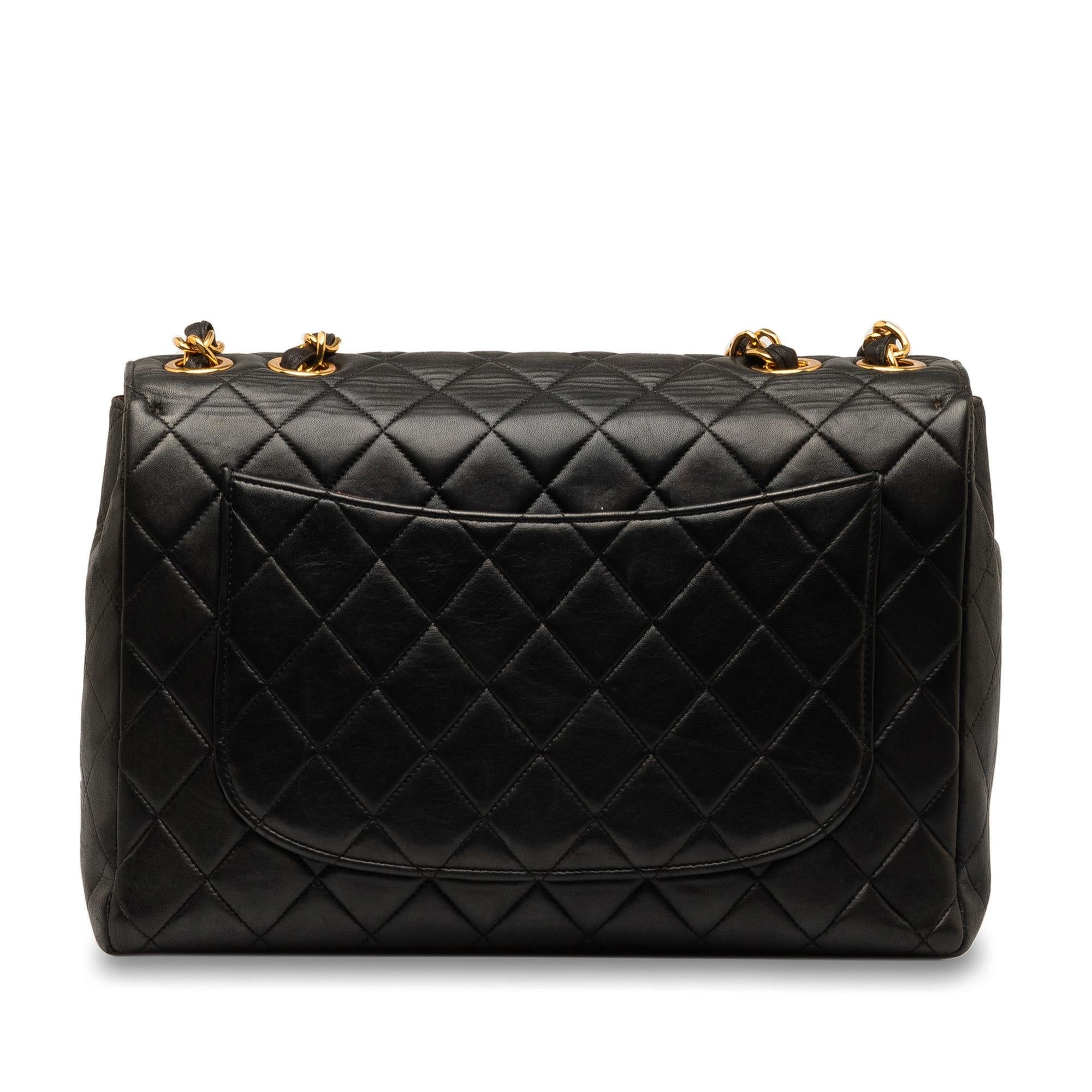 Chanel Jumbo XL Classic Lambskin Single Flap (SHG-cqY9eg)