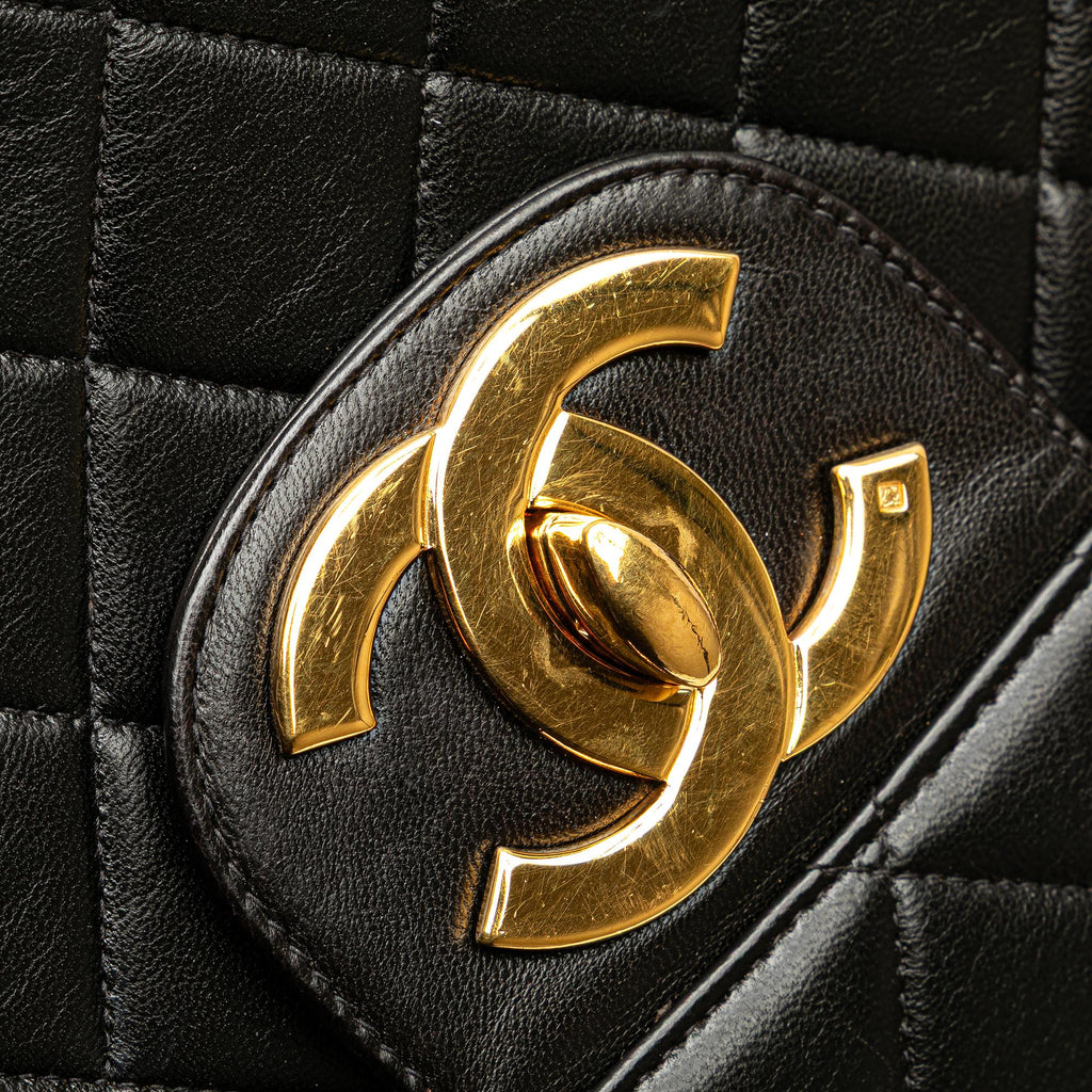 Chanel Jumbo XL Classic Lambskin Single Flap