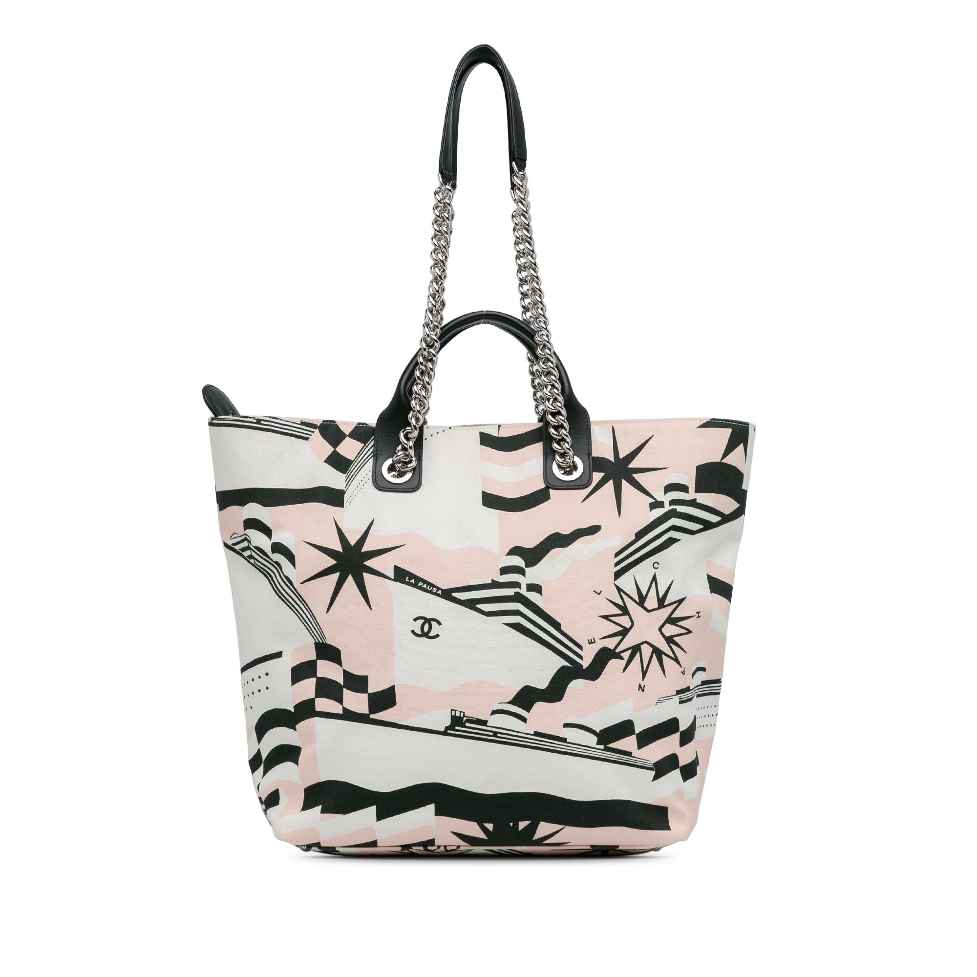 Chanel La Pausa Bay Shopping Tote (SHG-VMMPHk)