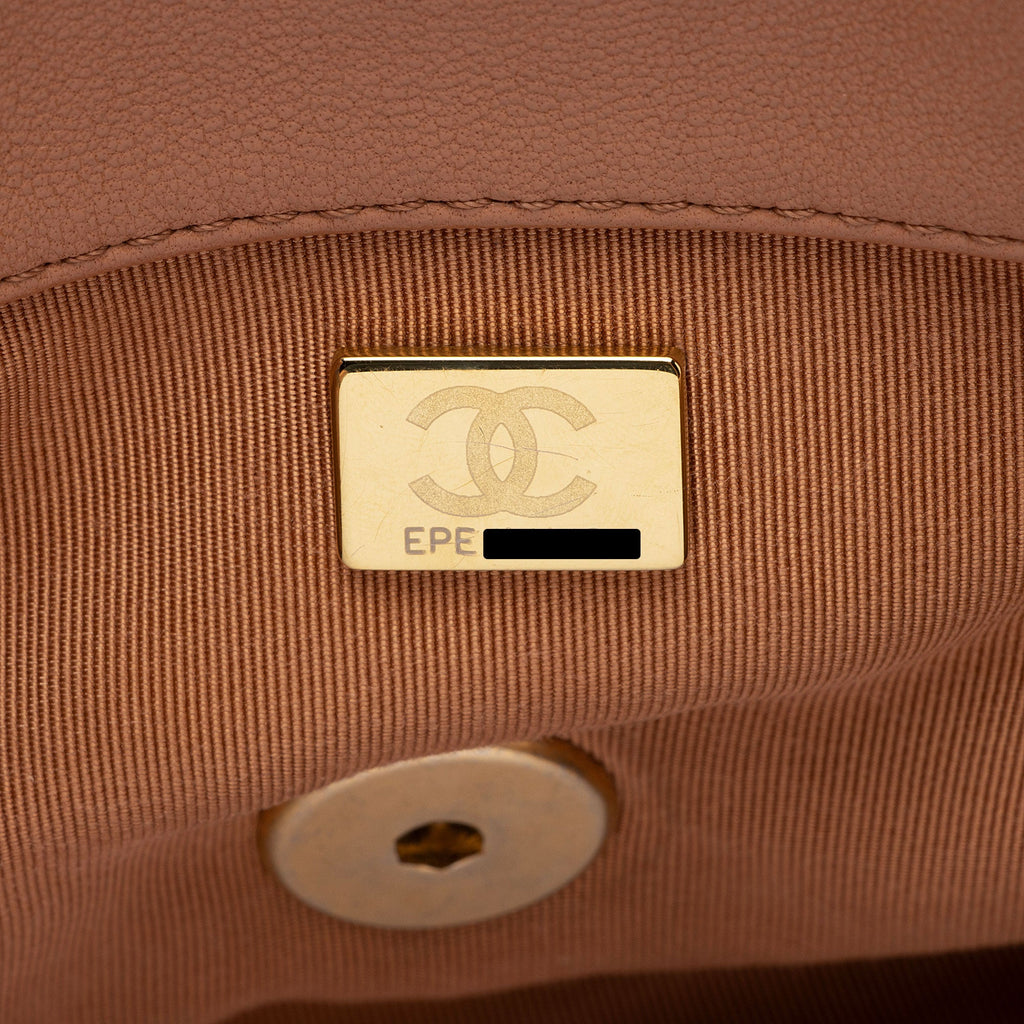 Chanel Lambskin 19 Large Flap Shoulder Bag (SHF-4BZeZZ)