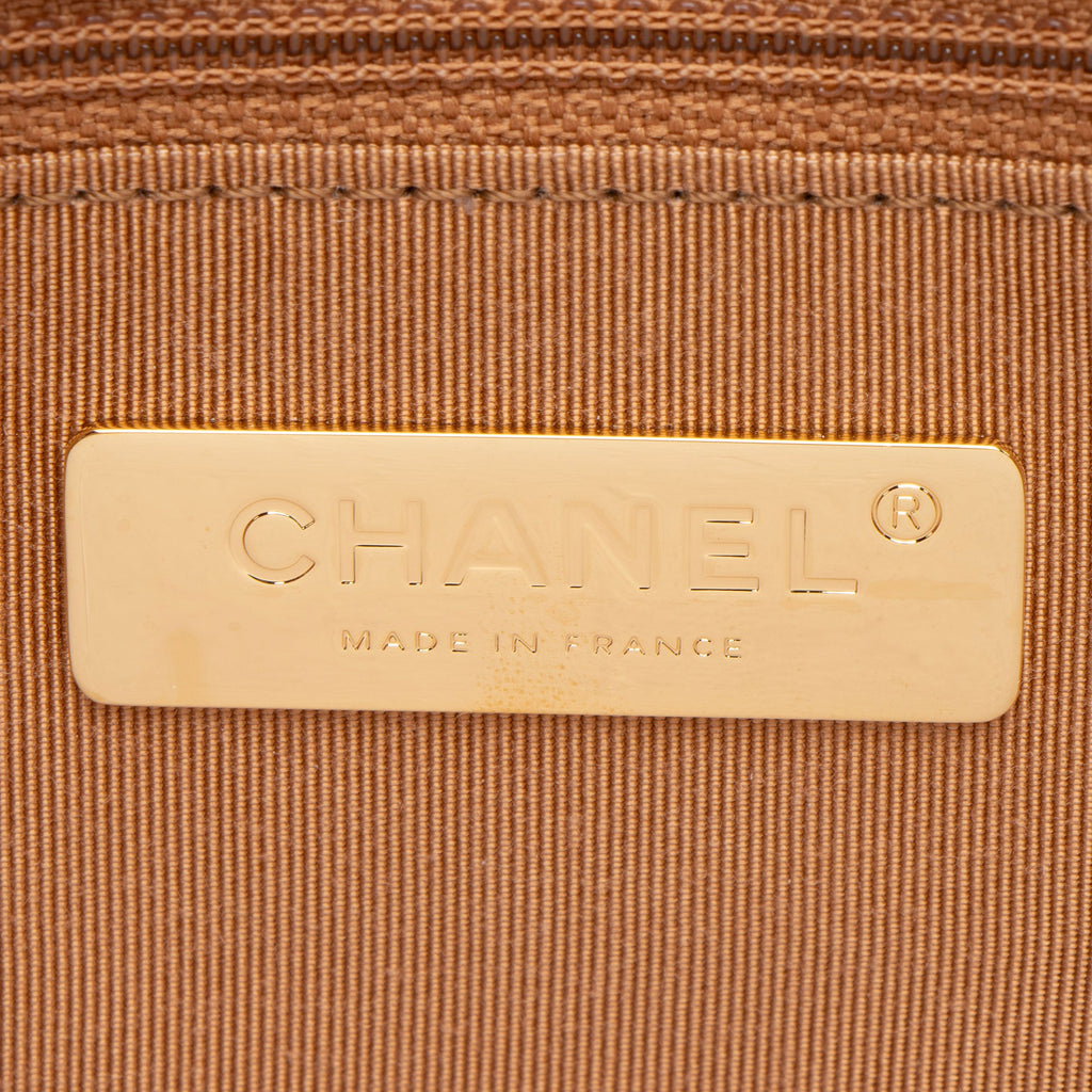Chanel Lambskin 19 Large Flap Shoulder Bag (SHF-fY8hAg)