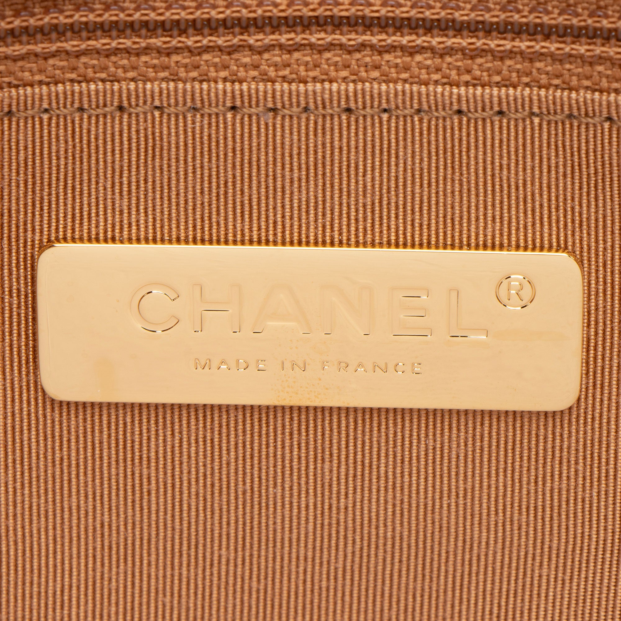 Chanel Lambskin 19 Large Flap Shoulder Bag (SHF-fY8hAg)
