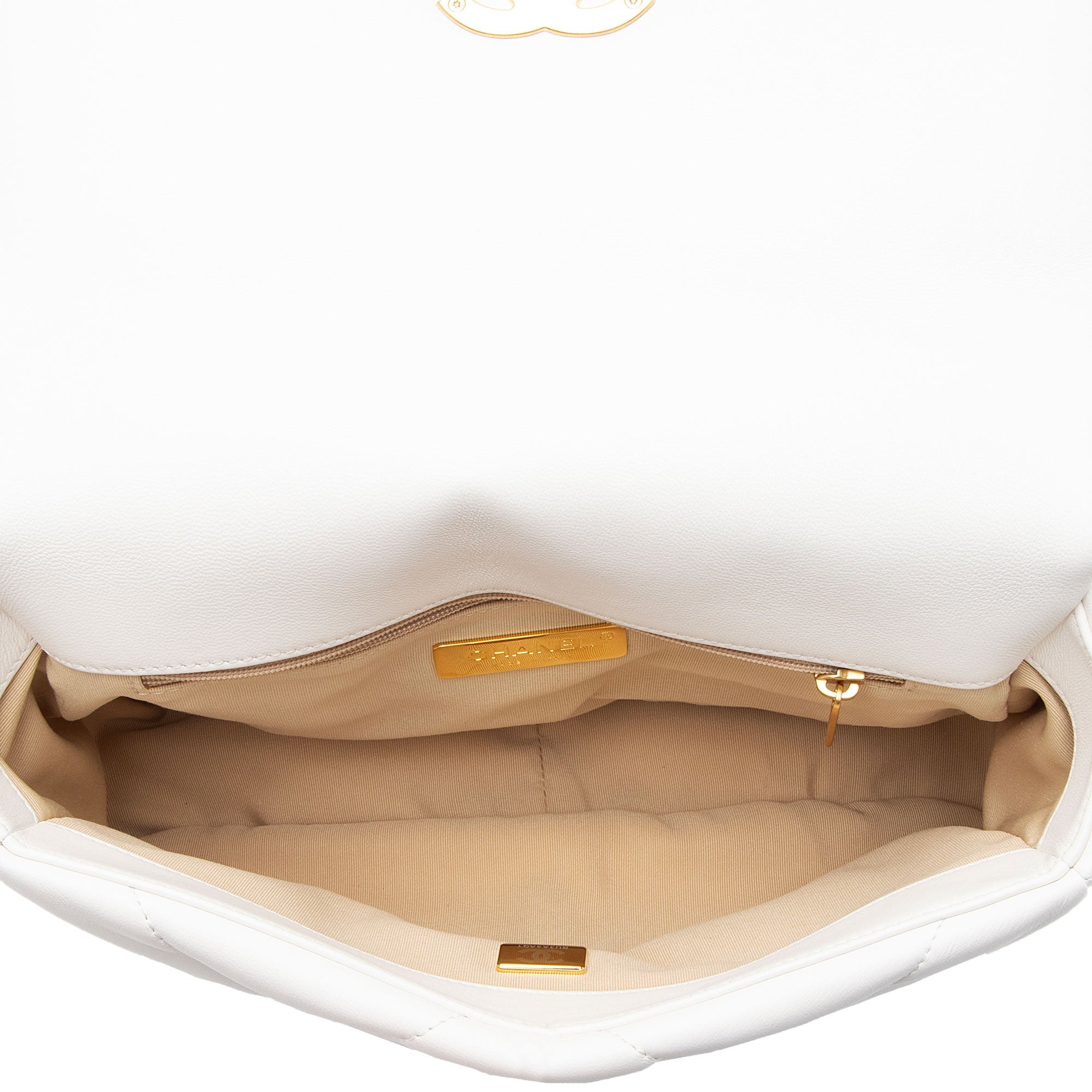 Chanel Lambskin 19 Medium Flap Shoulder Bag (SHF-mCNqcK)